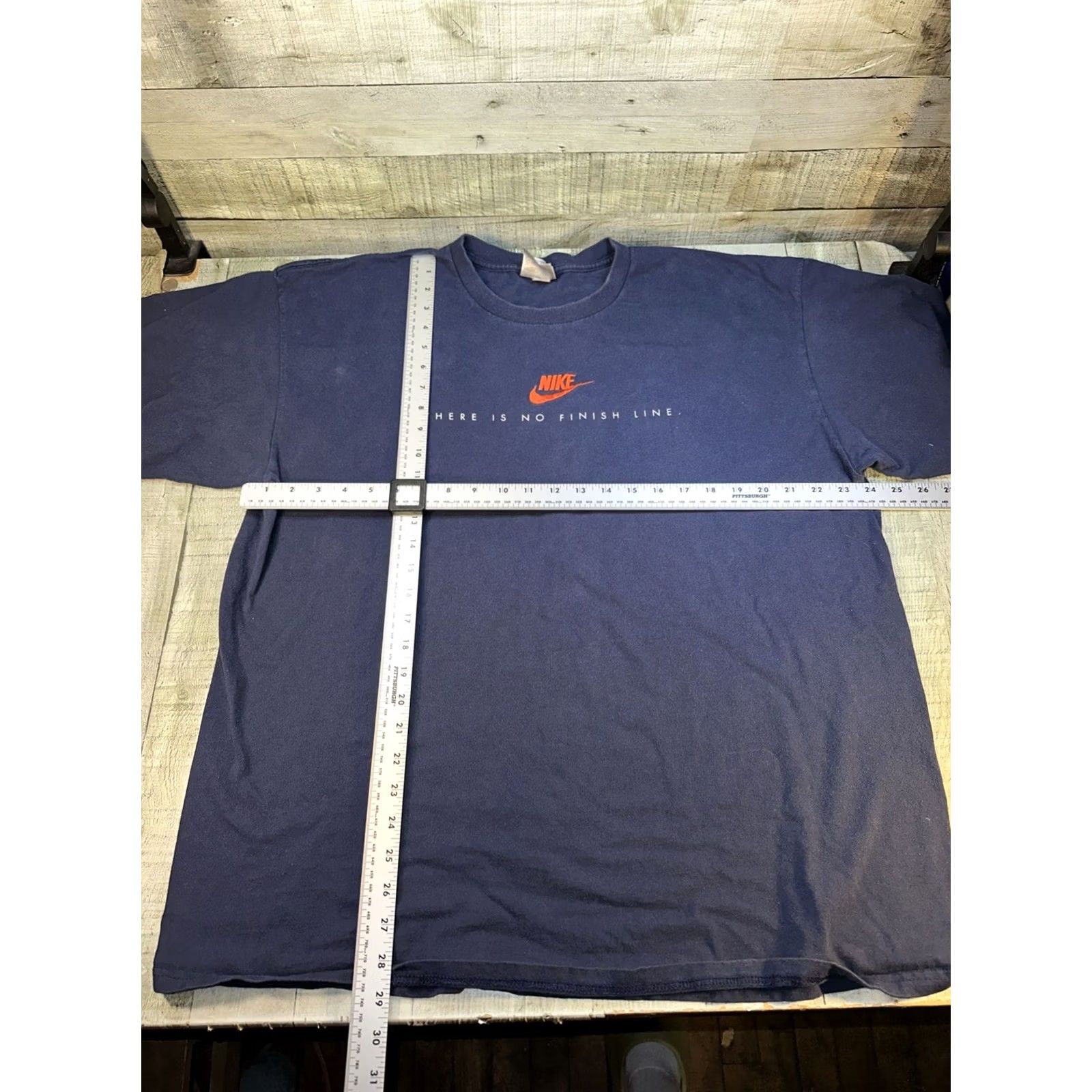 Nike VINTAGE Nike Center Swoosh T-Shirt XL Men Blue XS? Size US XL / EU 56 / 4 - 2 Thumbnail