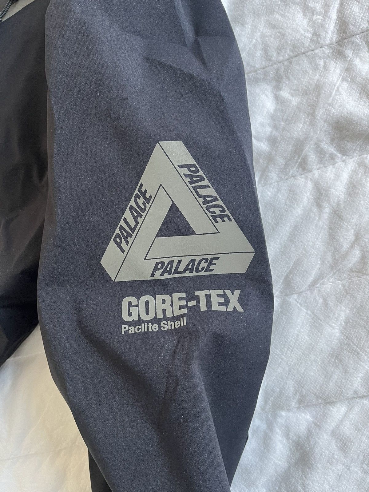 Palace Palace Gore-Tex P-Lite Jacket Size US S / EU 44-46 / 1 - 3 Thumbnail