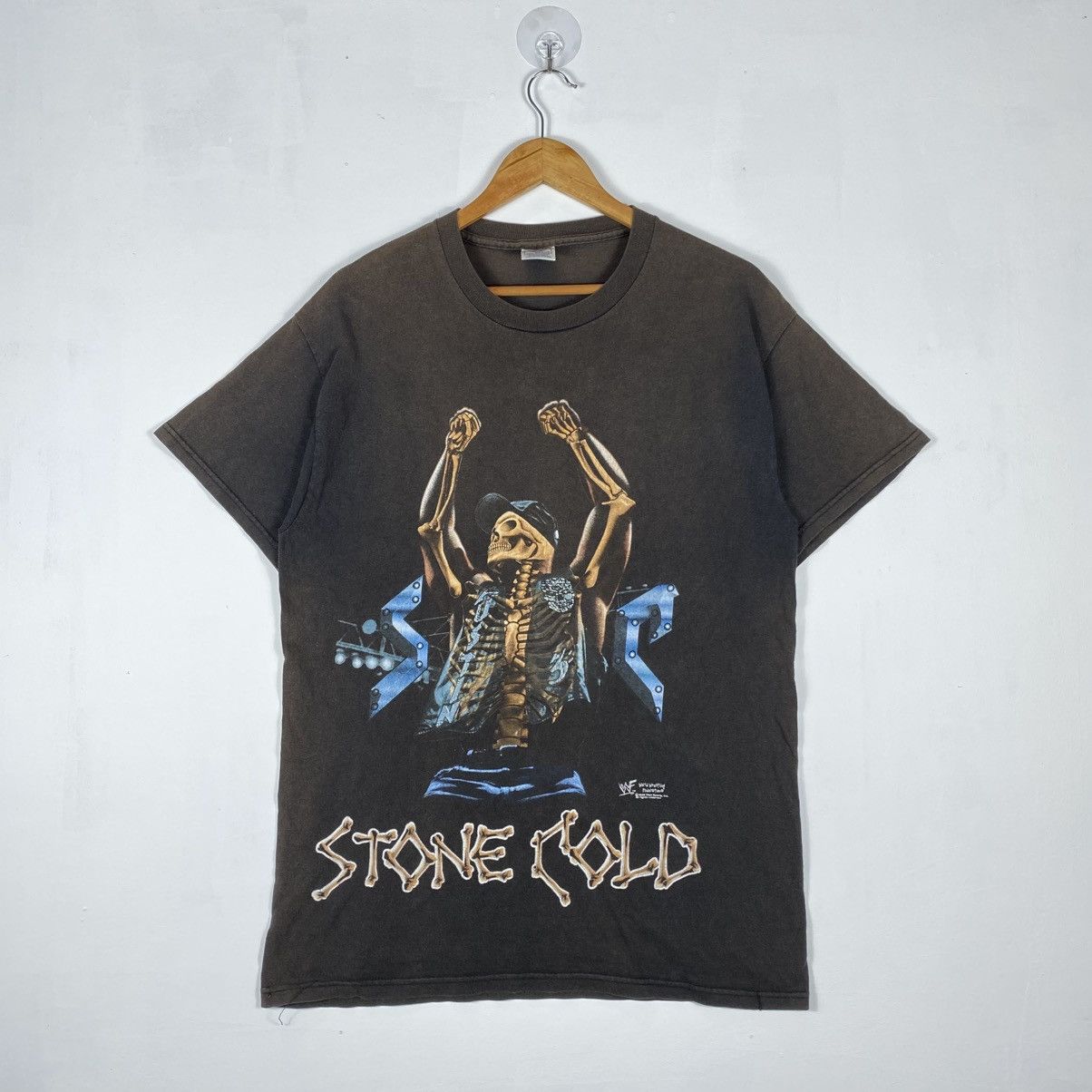 Vintage Vintage 90's STONE COLD WWF Graphic Crazy Sunfaded Tee Size US M / EU 48-50 / 2 - 2 Thumbnail