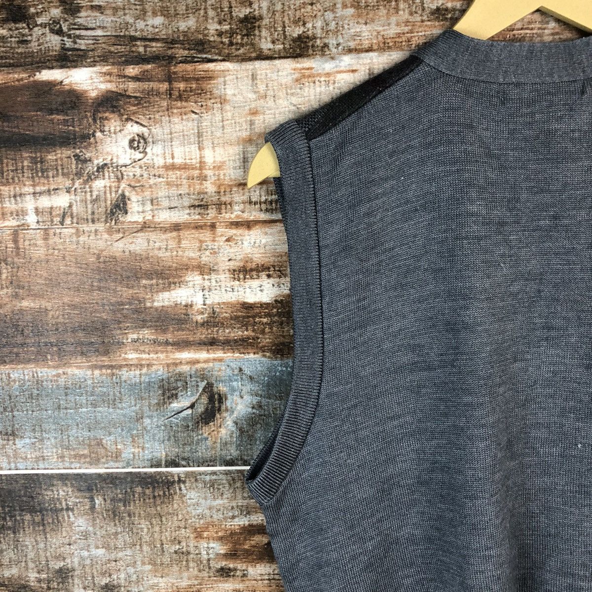 Lindbergh Grey Vest Knitwear #A967