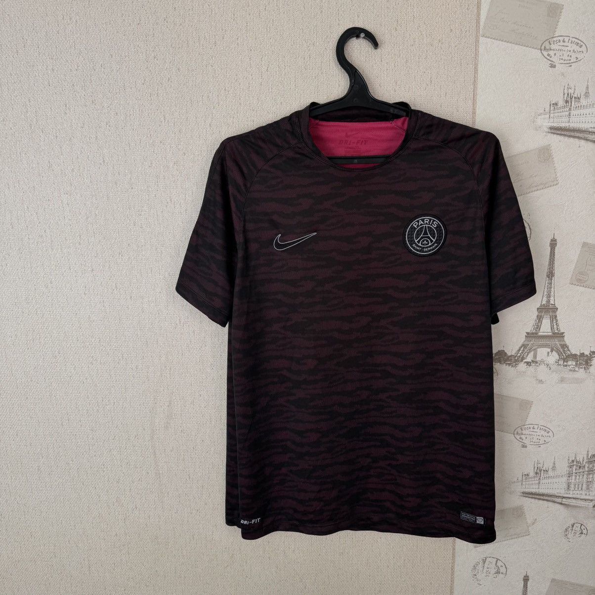 Nike Nike PSG Jersey Training 2015 XL Camo Dessert Pink Soccer Size US XL / EU 56 / 4 - 5 Thumbnail