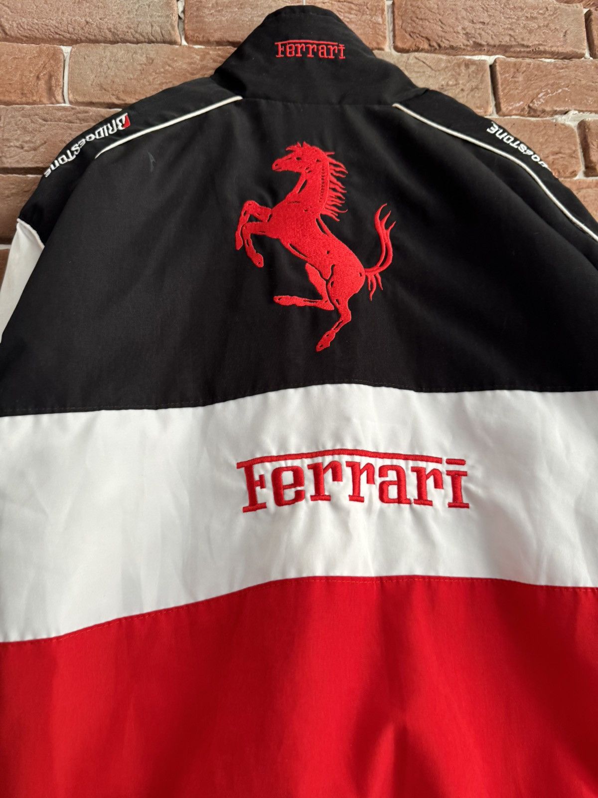 Ferrari Vintage Y2k Ferrari Racing Formula One Rare Hype Jacket Size US L / EU 52-54 / 3 - 14 Thumbnail