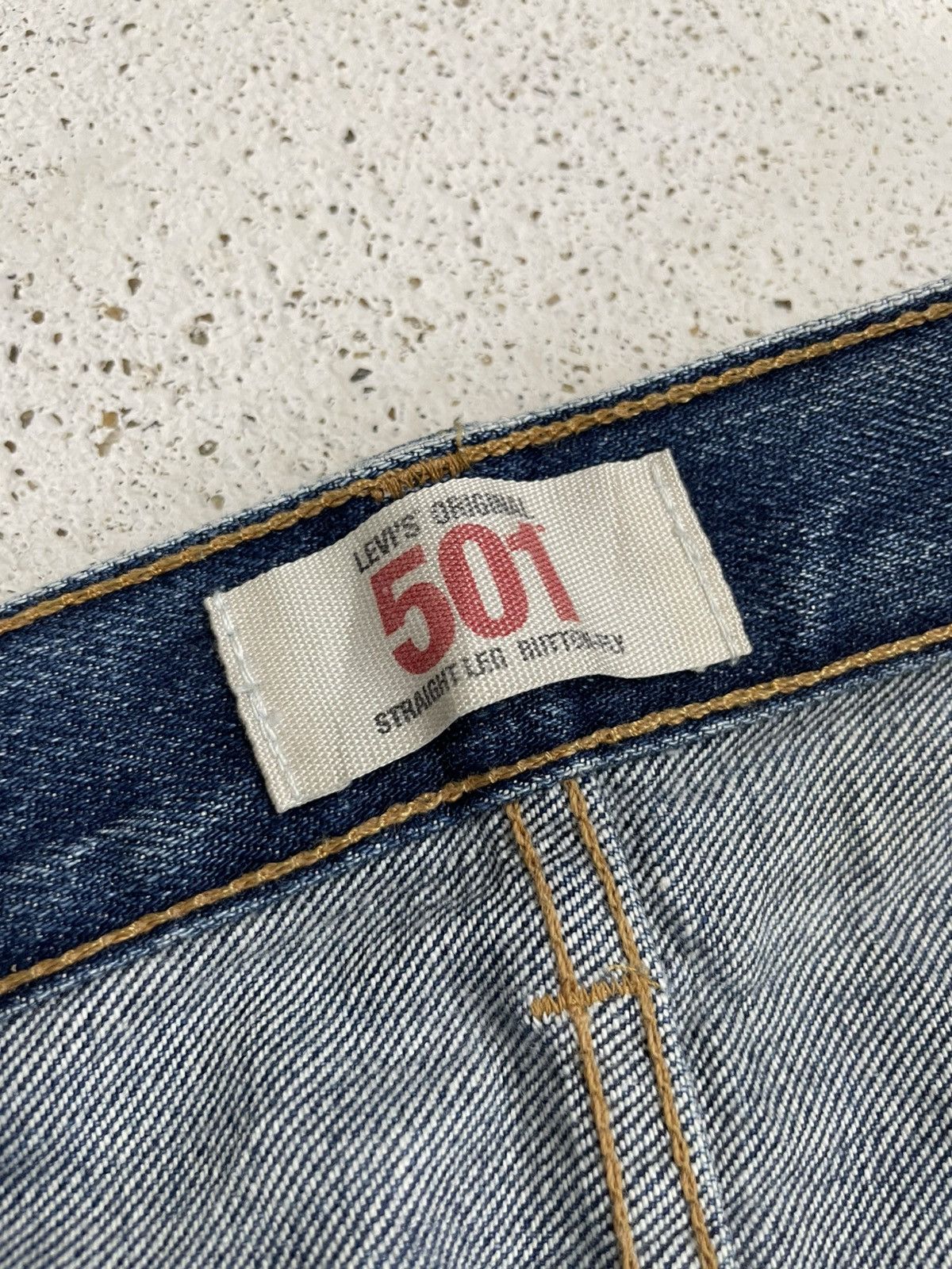 Levi's × Vintage Vintage Y2K Levis 501 Whisker Light Wash Minor Distressed Size US 32 / EU 48 - 19 Thumbnail