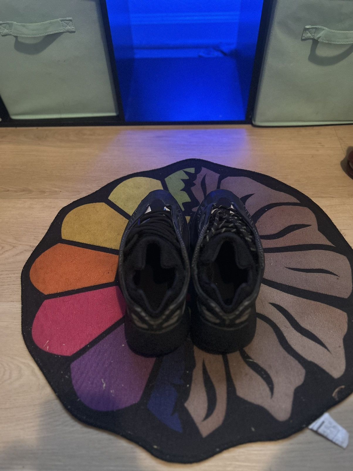 Adidas Yeezy 700 v3 dark glow Size US 11 / EU 44 - 1 Thumbnail