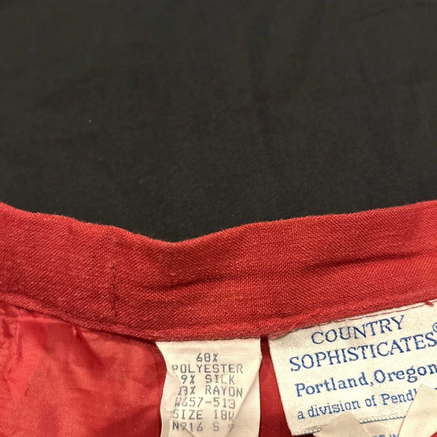 Pendleton VINTAGE Pendleton Country Sophisticates Red pleated skirt 18 Women Size 40" / US 18 - 3 Thumbnail