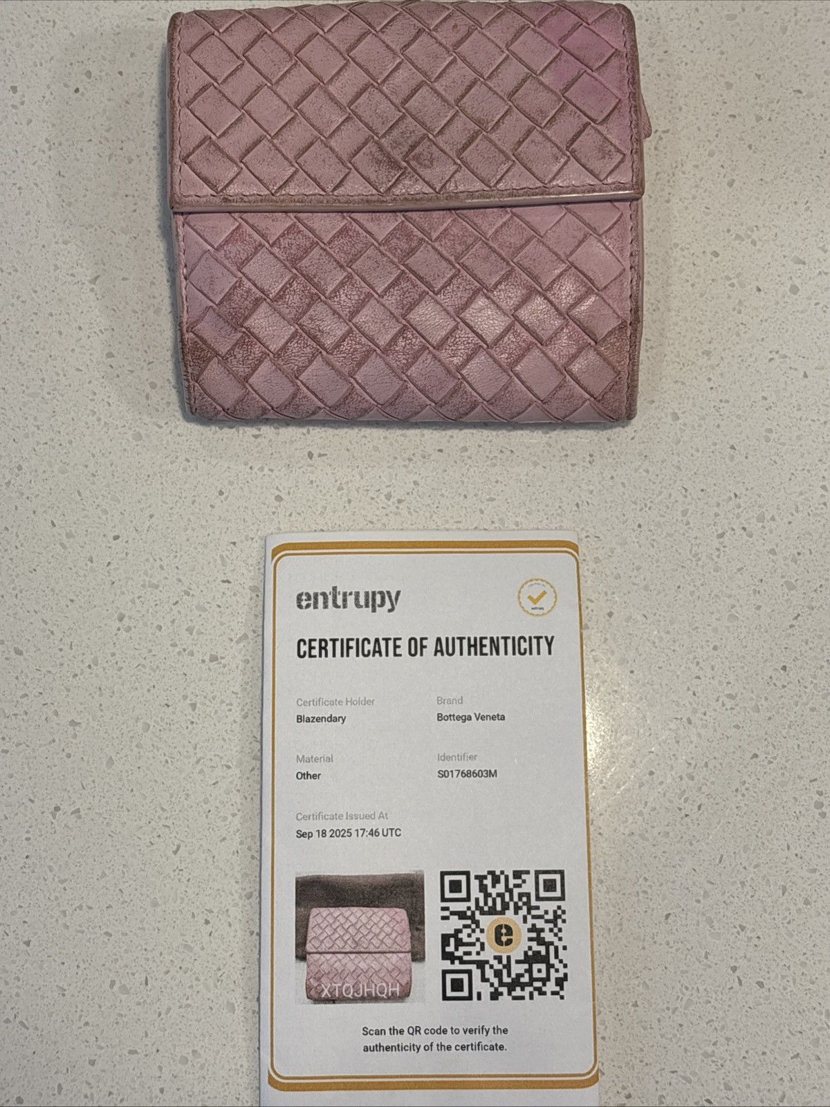 Bottega Veneta Bottega Veneta Pink Leather Woven Wallet Bi Fold Card Holder Size ONE SIZE - 14 Thumbnail