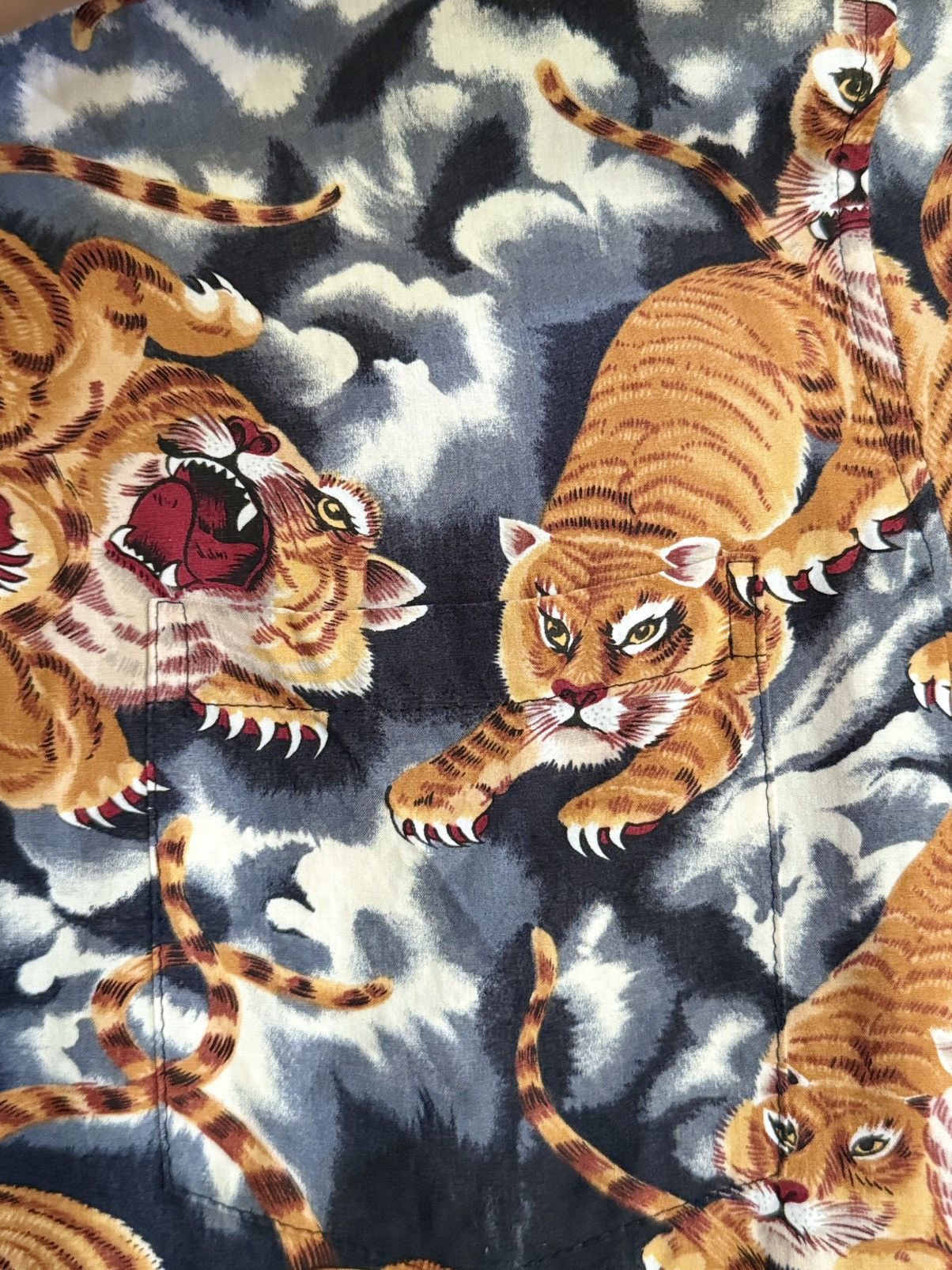 Sun Surf Vintage 80s Pineapple Juice Rayon 100 Tiger Button Up Size US M / EU 48-50 / 2 - 6 Thumbnail