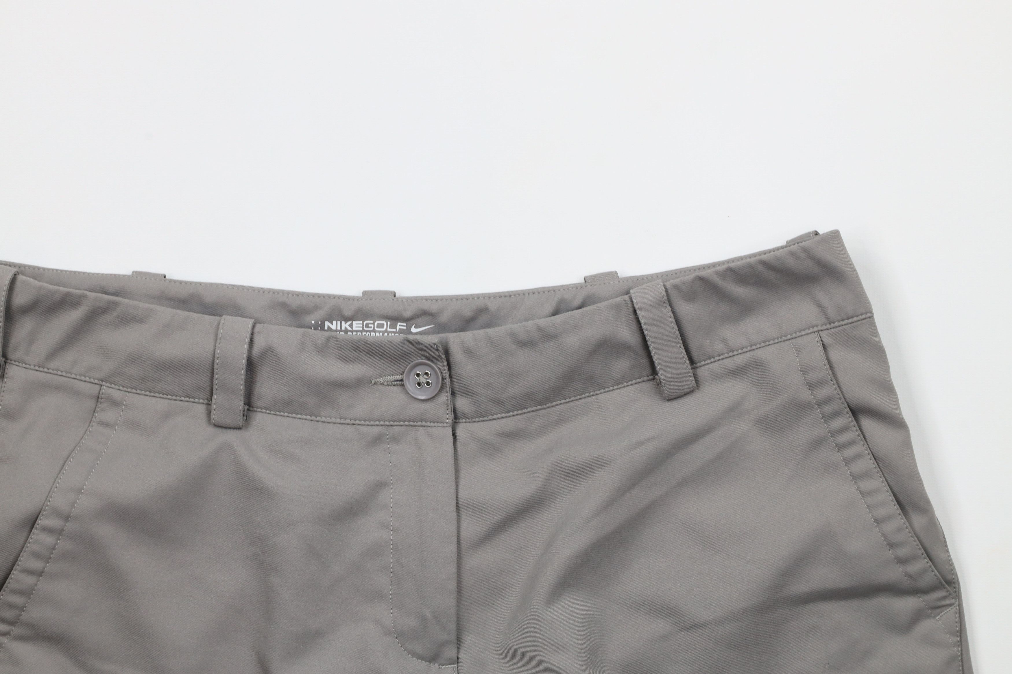 Nike × Vintage Nike Golf Tour Performance Flat Front Tech Chino Shorts Gray Size 32" / US 10 / IT 46 - 2 Thumbnail
