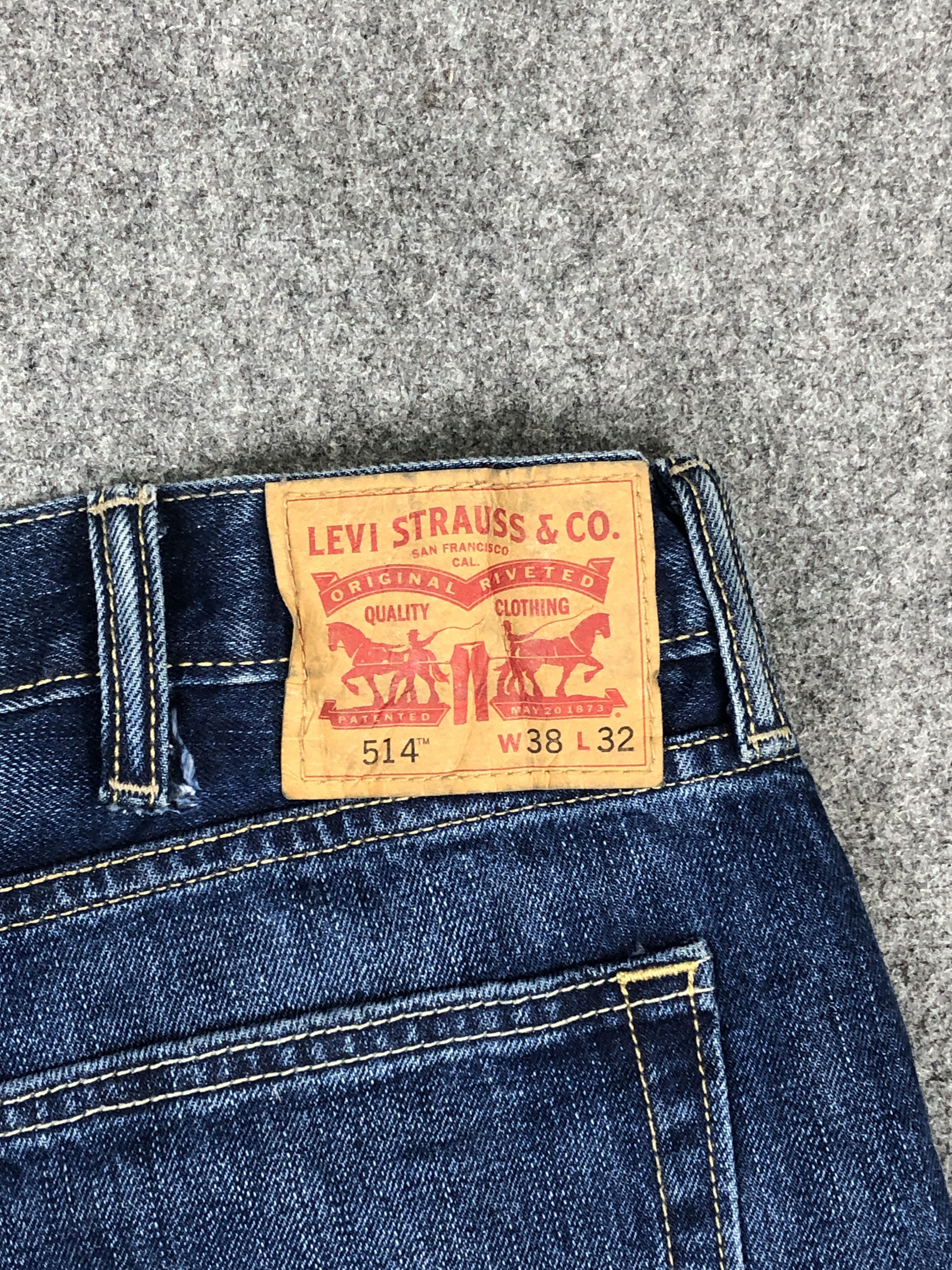 Levi's Vintage Levis 514 Blue Denim Jeans DP2349 Size US 37 - 5 Thumbnail