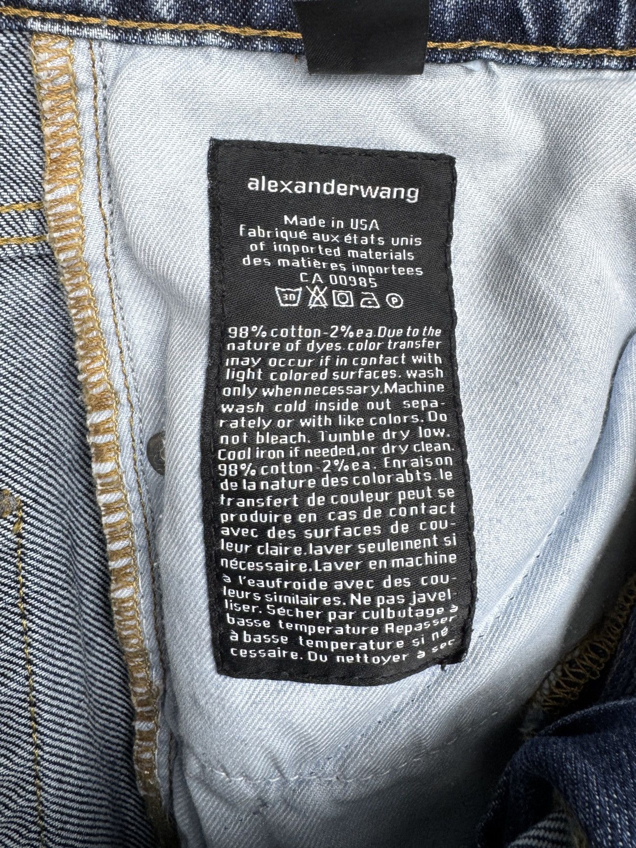 Alexander Wang Alexander Wang light blue Mom High Rise denim jeans size 28 Size 28" / US 6 / IT 42 - 15 Thumbnail