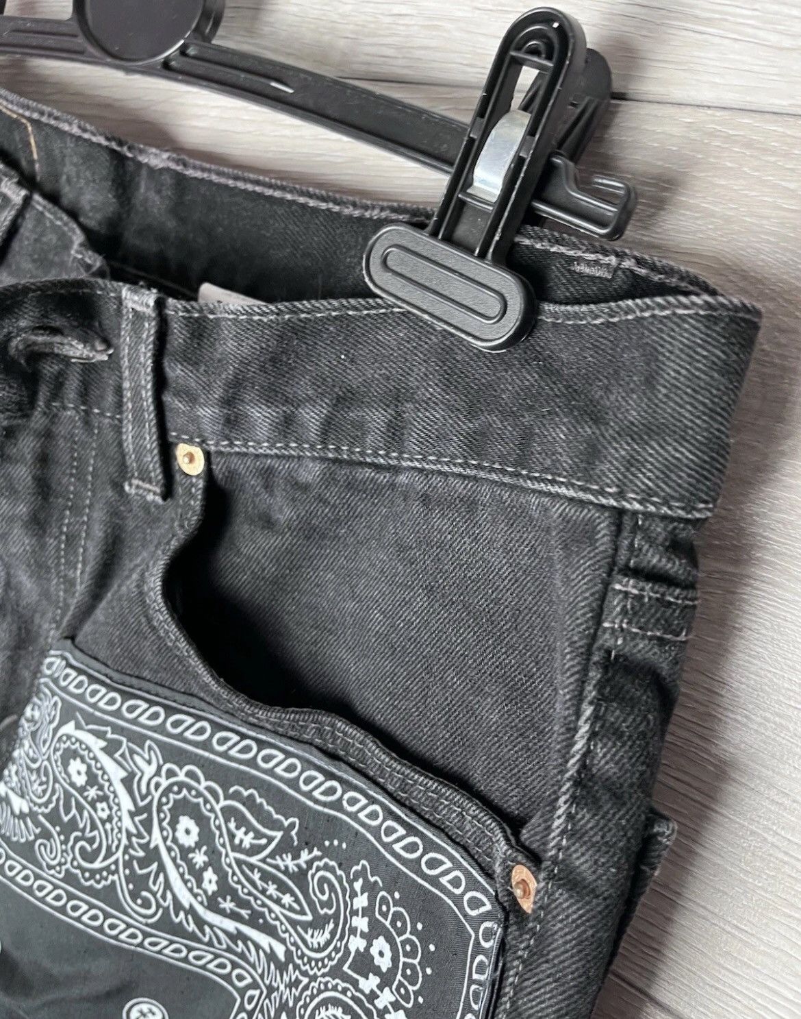 Levi's Avant garde jeans Levi’s 550 relaxed Fit Mede in USA 🇺🇸 Size US 31 - 5 Thumbnail