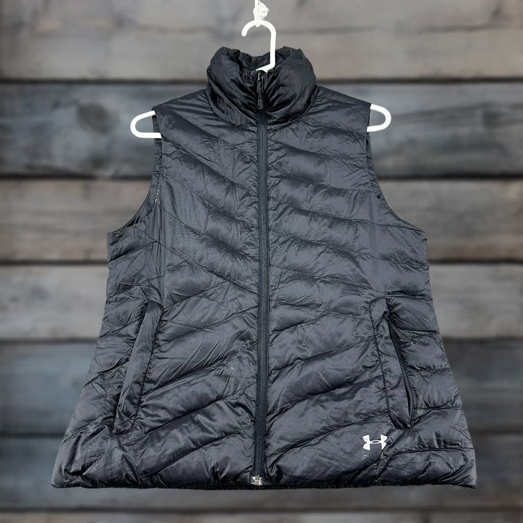 Under Armour Under Armour Vest Womens M Black Puffer Full Zip Coldgear Infrared Primaloft Vest Jacket Sleeveless Mid-Length Black Womens RegularSize Size M / US 6-8 / IT 42-44 - 1 Thumbnail