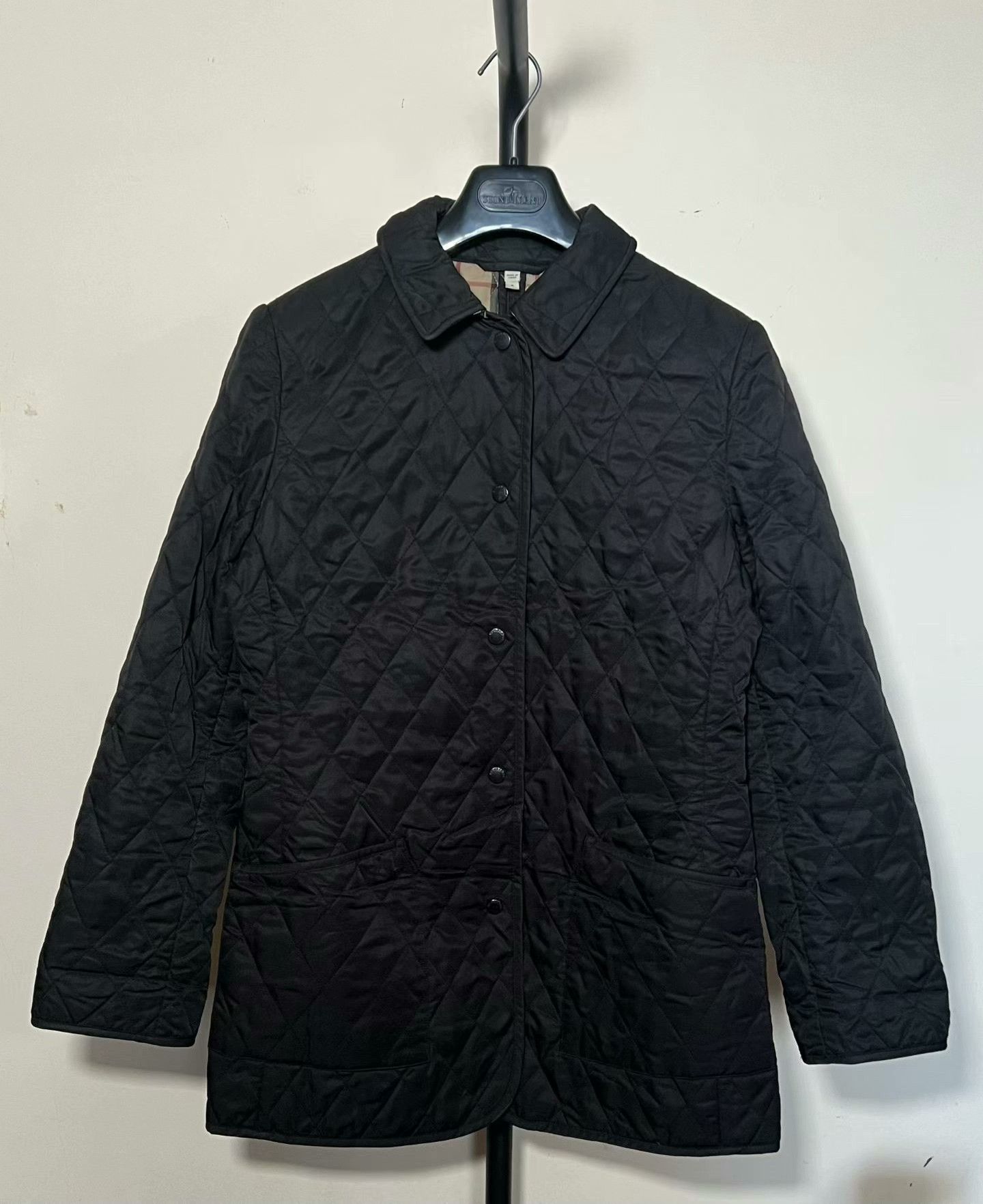 Burberry burberry women's quilted thermal coat size S Size S / US 4 / IT 40 - 1 Thumbnail