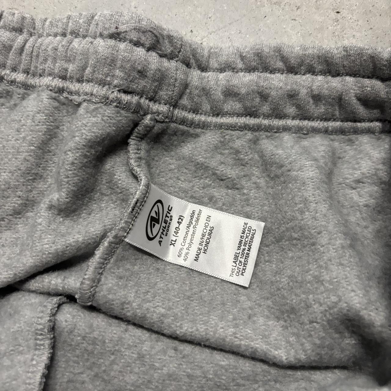 Japanese Brand × Vintage Crazy Vintage Y2K/2000s Baggy Light Grey Essential Sweatpants! Size US 34 / EU 50 - 6 Thumbnail