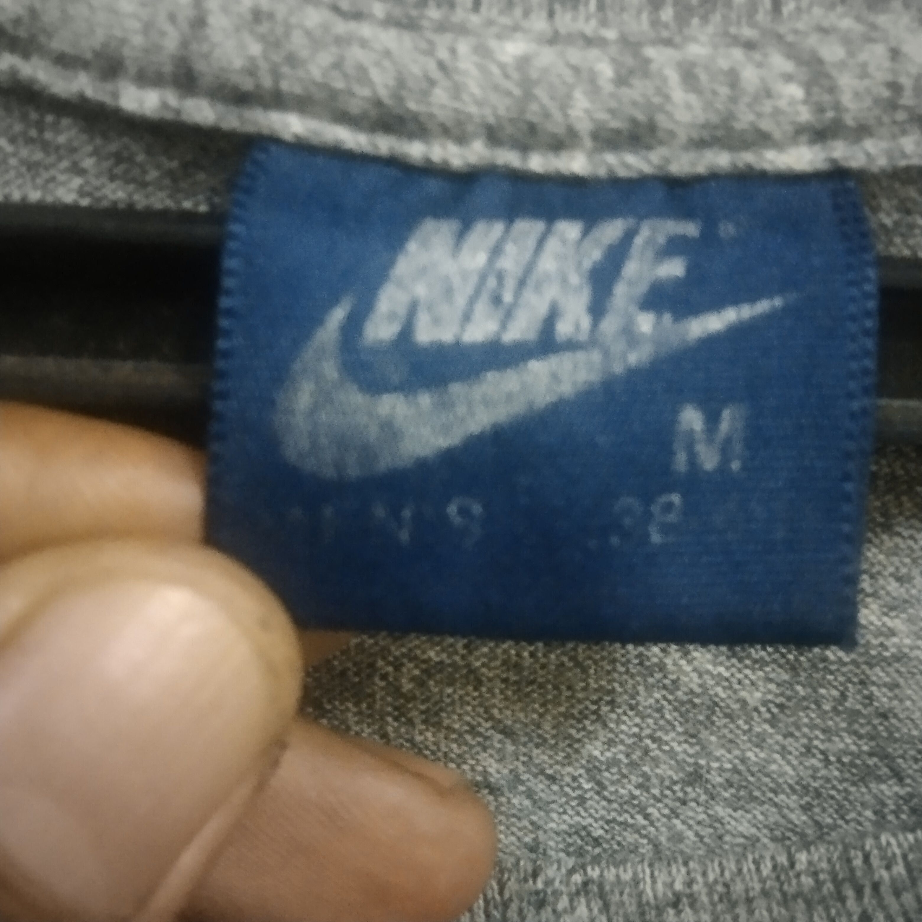 Nike Vintage 80s Nike AJ 1 shoe t-shirt Size US M / EU 48-50 / 2 - 8 Thumbnail