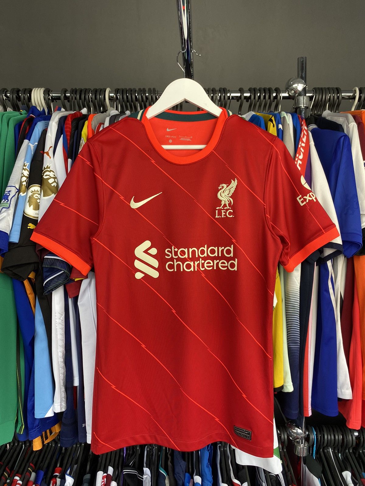 Nike 2020/21 NIKE LIVERPOOL HOME SOCCER FOOTBALL JERSEY SHIRT Size US S / EU 44-46 / 1 - 1 Thumbnail