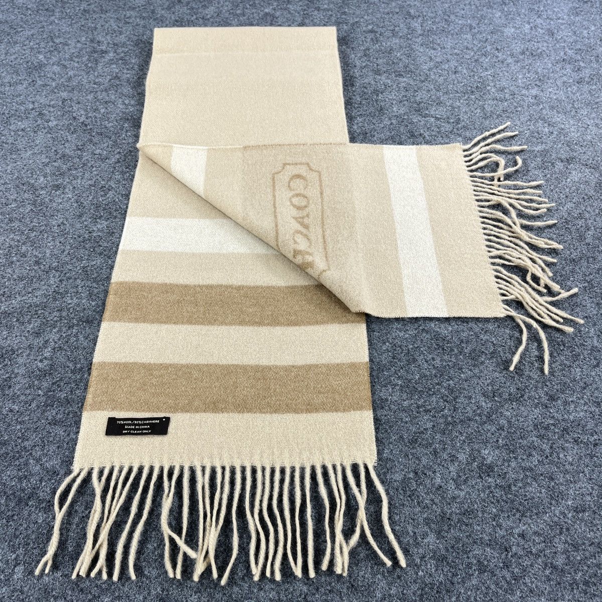 Coach Coach Scarf/ Muffler / Neckwear K029 Size ONE SIZE - 3 Thumbnail