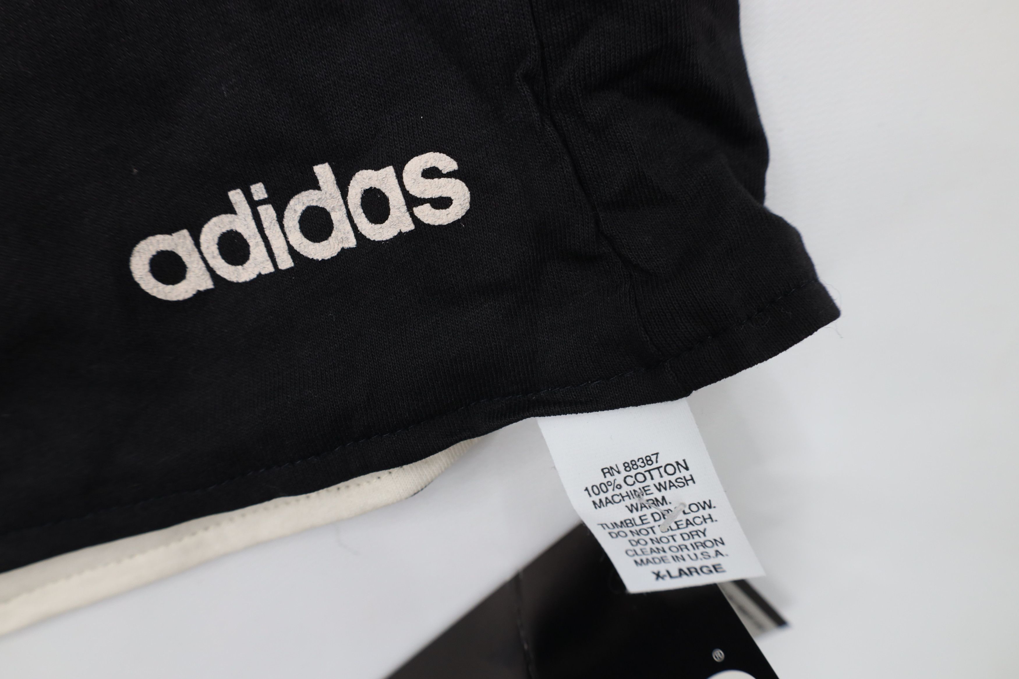 Adidas Deadstock Vintage 90s Adidas Reversible Above Knee Shorts Size US 36 / EU 52 - 5 Thumbnail