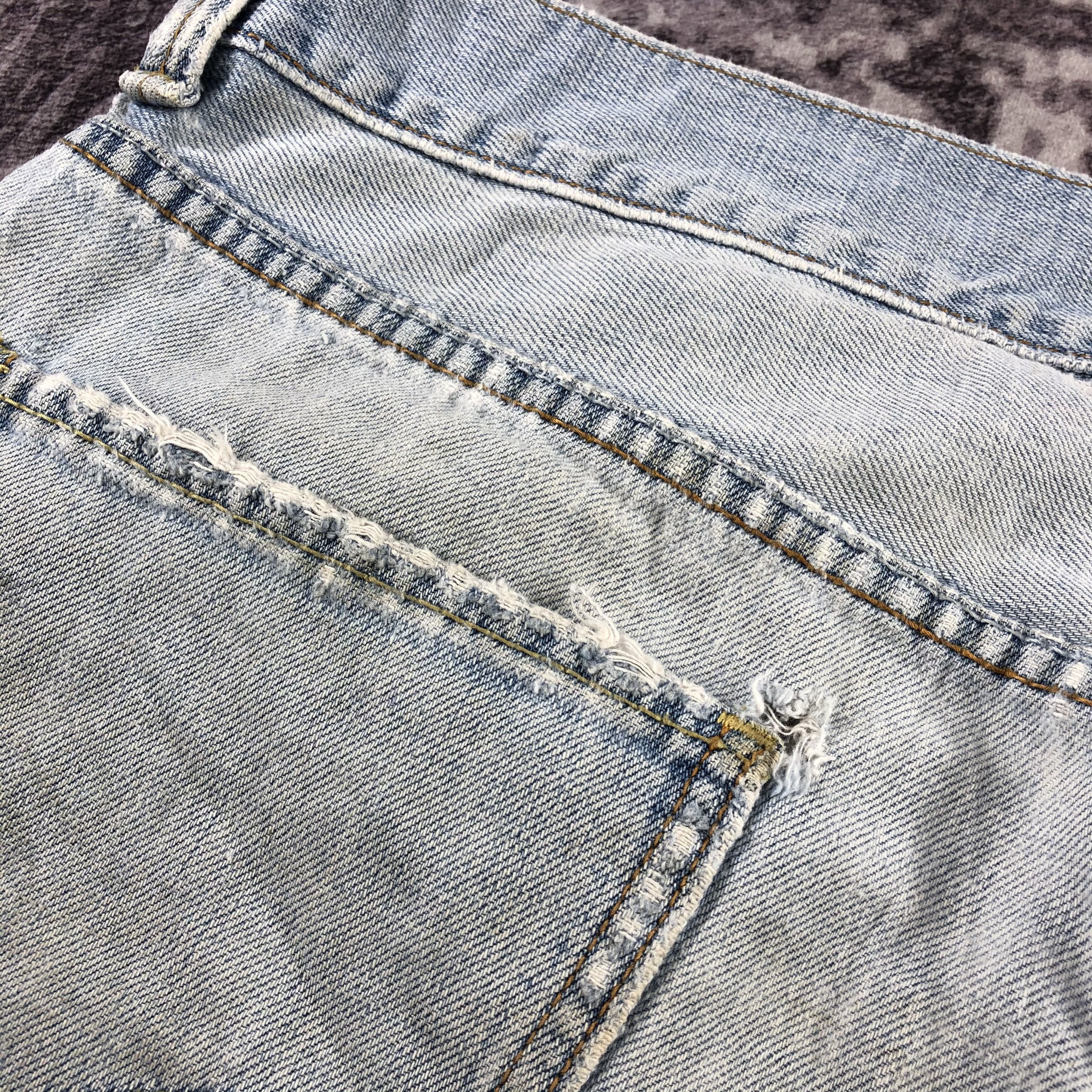 Levi's × Vintage Vintage Light Wash Levis 539 Jeans-JM3112 Size US 37 - 7 Thumbnail