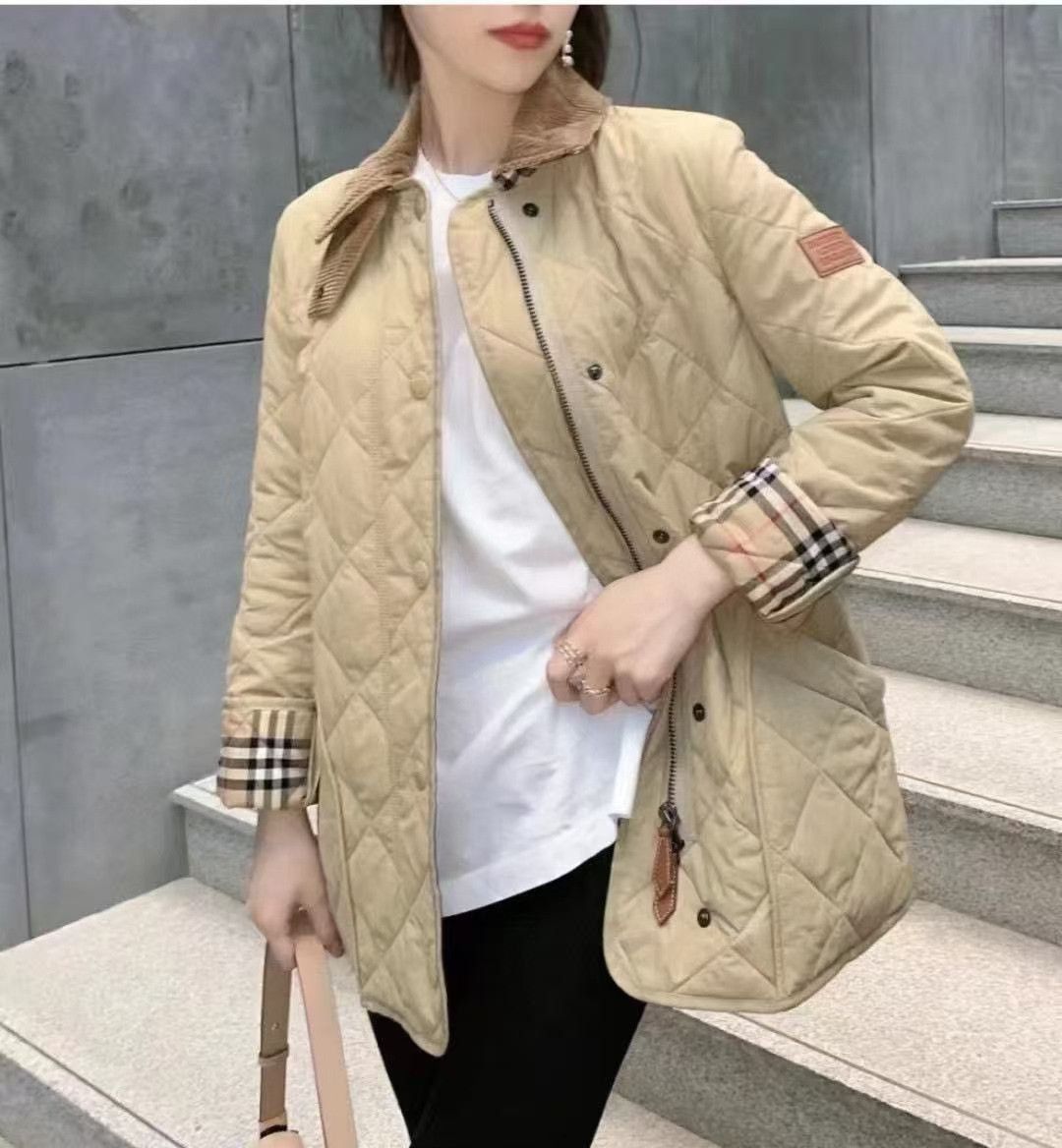 Burberry Burberry Beige Cotton Coat XS Size XS / US 0-2 / IT 36-38 - 1 Thumbnail