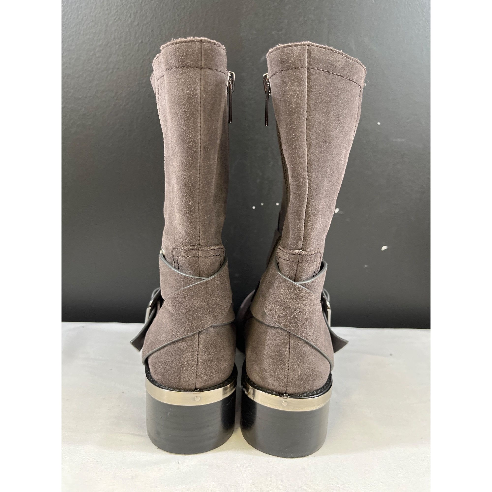 Vince Camuto Vince Camuto Wethima Womens Grey Leather Boots Size 5M SKU 6 Size US 5 / IT 35 - 4 Thumbnail