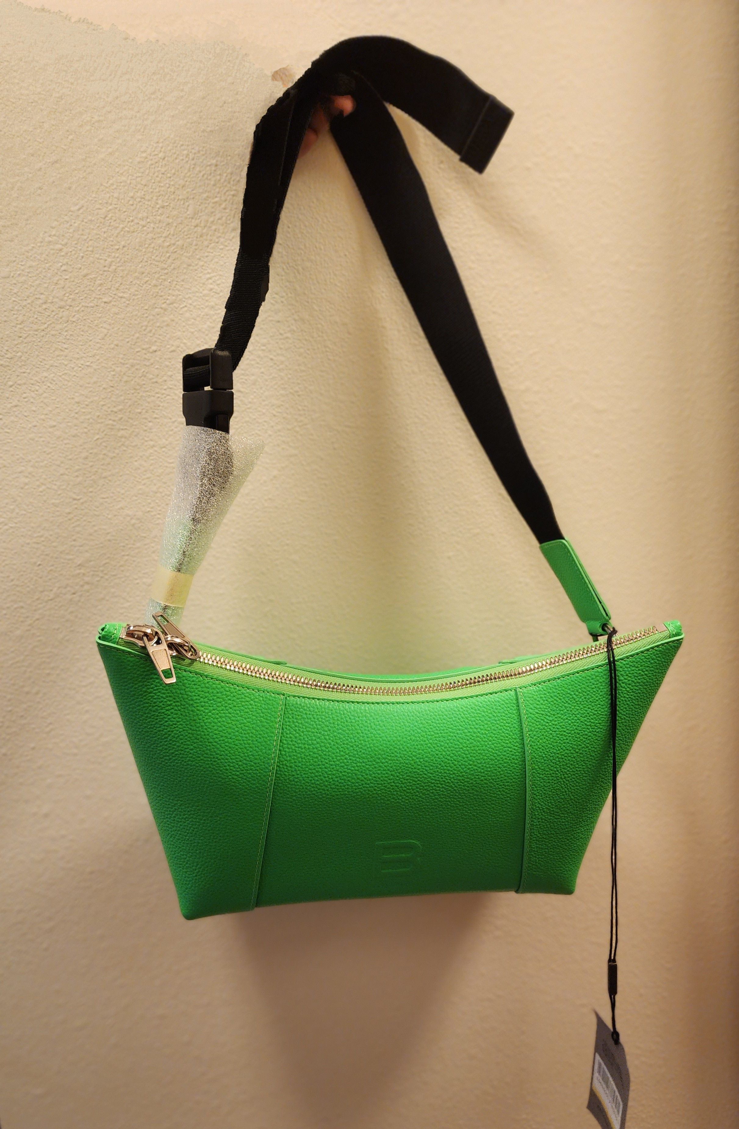 Balenciaga Balenciaga Hourglass Mens XL Beltpack RARE Size ONE SIZE - 1 Thumbnail