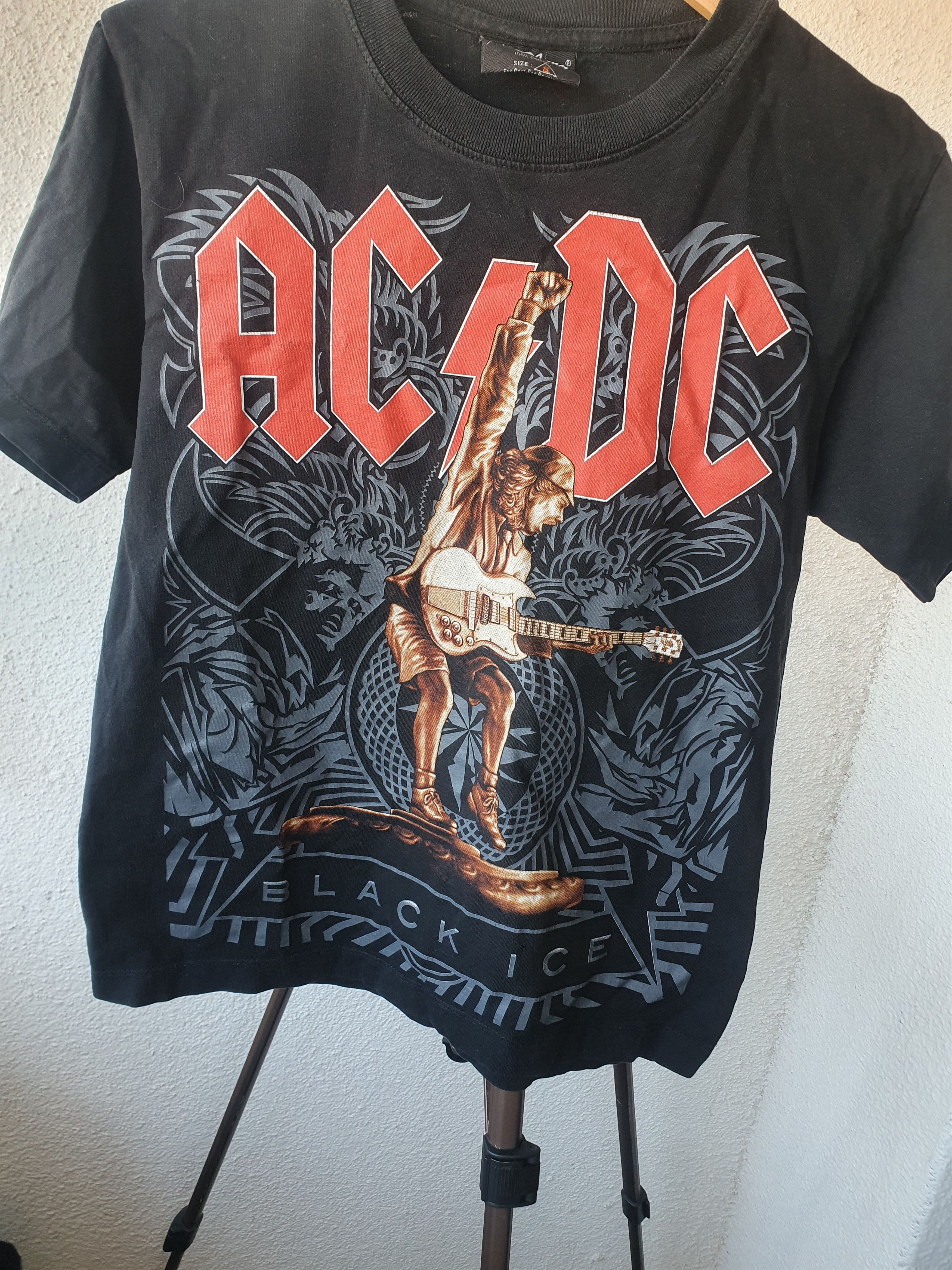 AC/DC × Band Tees Ac/Dc Black Ice Rock Chang Band t shirt Double Sided sz S Size US S / EU 44-46 / 1 - 6 Thumbnail