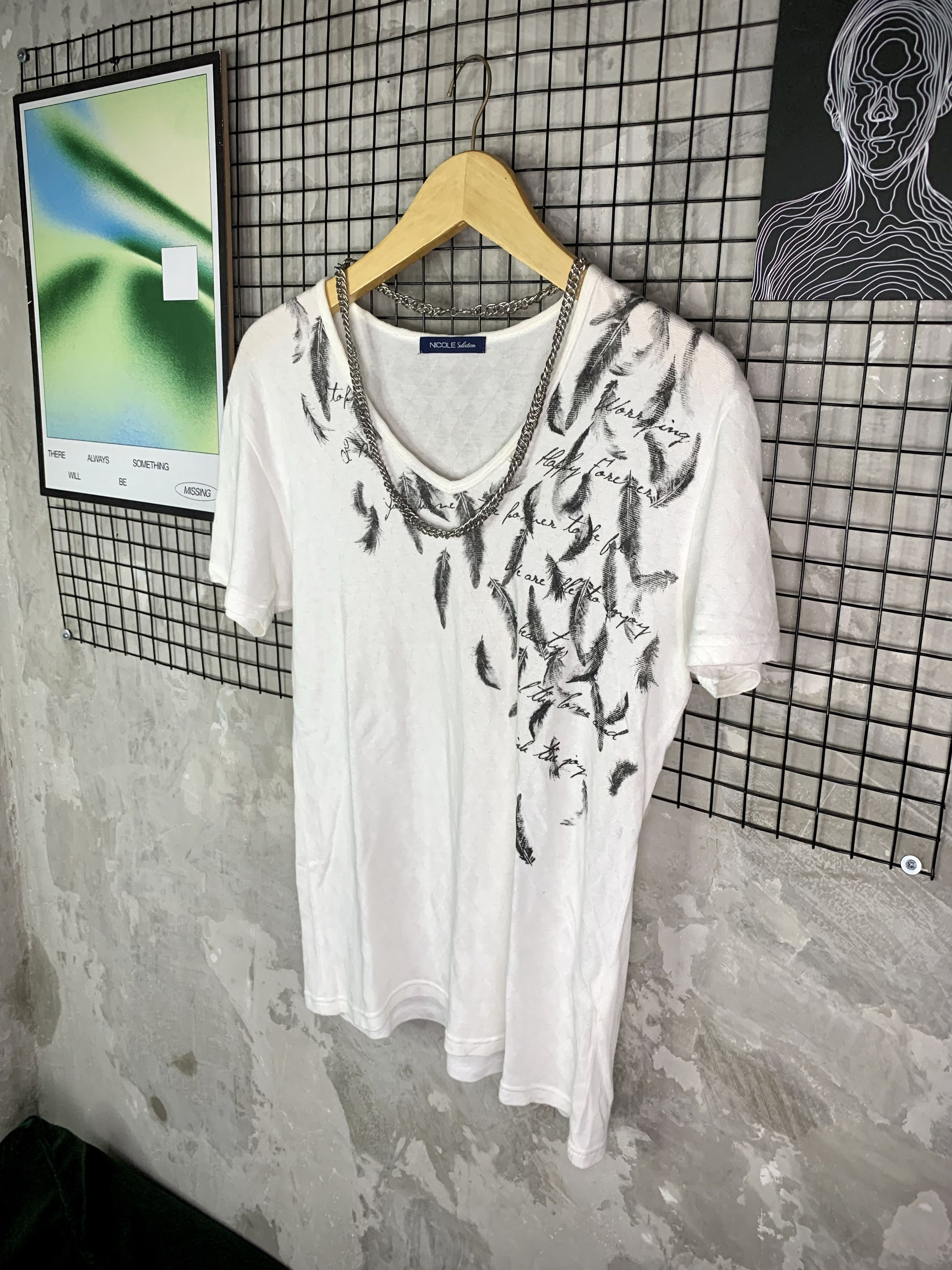 Nicole Club Nicole Selection Feather Print Poem V-Neck Size US M / EU 48-50 / 2 - 3 Thumbnail