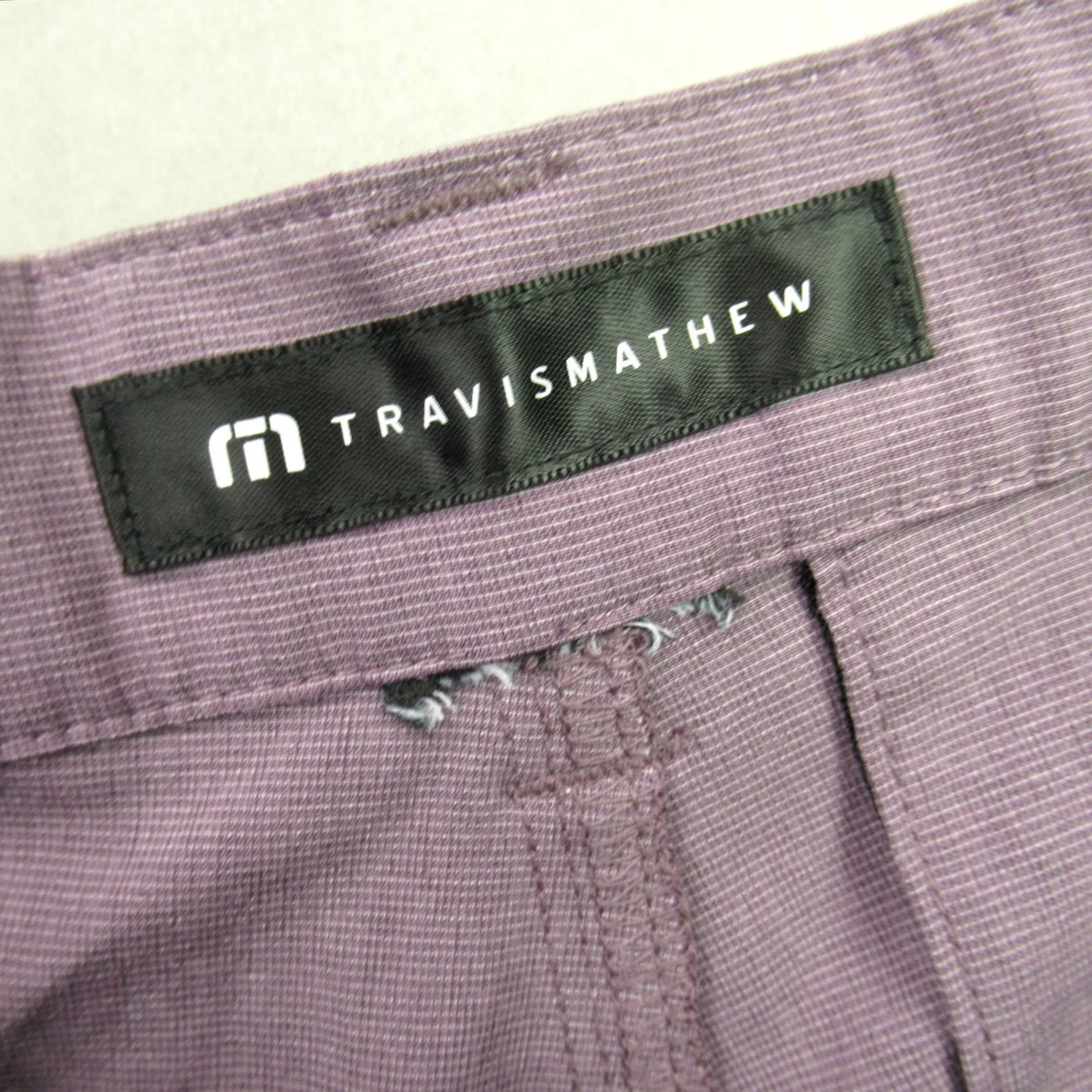 TravisMathew Travis Mathew Shorts Mens 30 Pockets Button Lightweight Outdoors Purple Chino Size US 30 / EU 46 - 3 Thumbnail