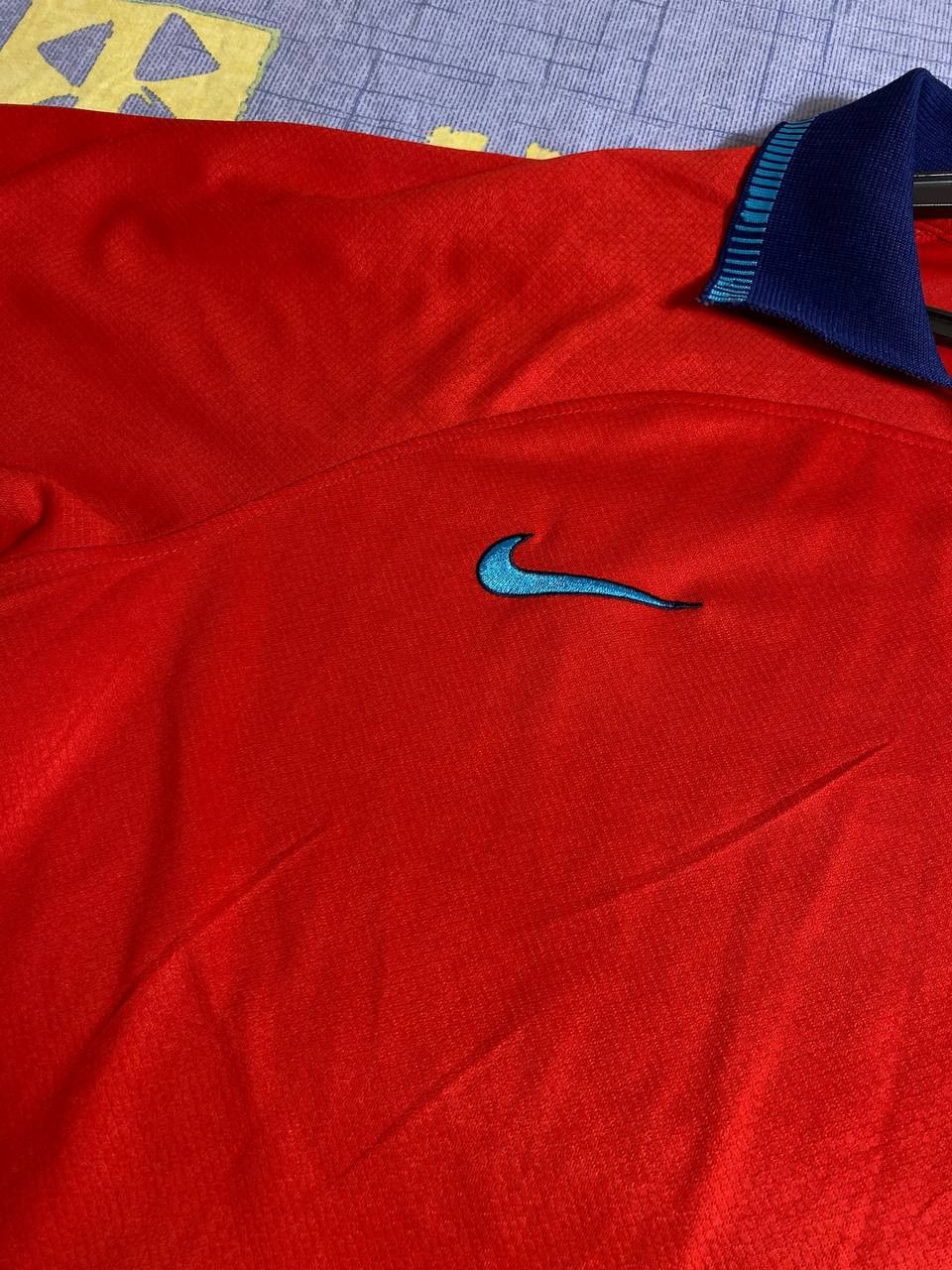Nike × Vintage 90s Nike Central Swoosh Vintage Y2K Oversized Retro T-Shirt Size US L / EU 52-54 / 3 - 10 Thumbnail