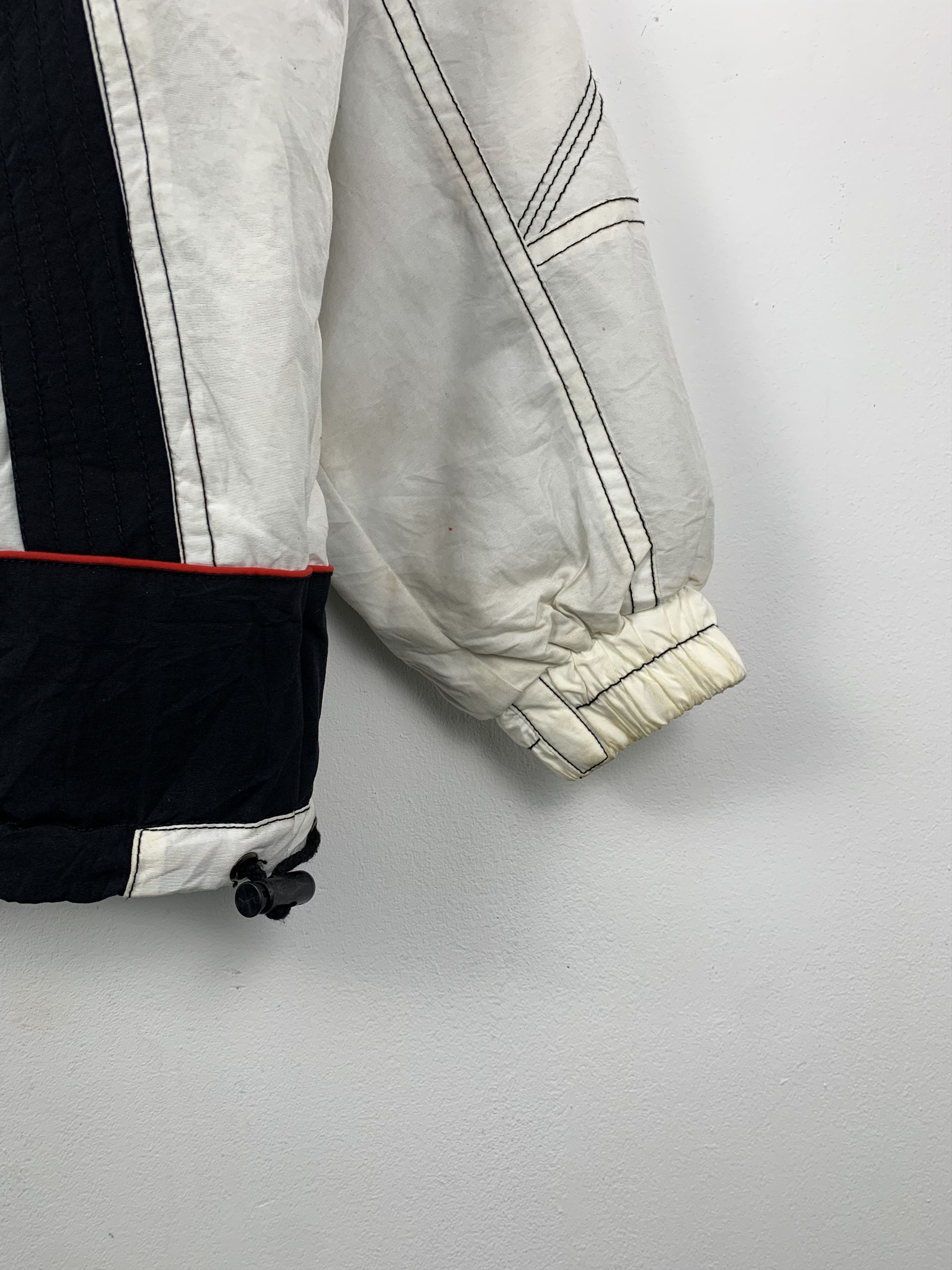 Sasquatchfabrix Vintage Sasquatch Hoodie Ski Bomber Jacket J1346 Size US L / EU 52-54 / 3 - 11 Thumbnail