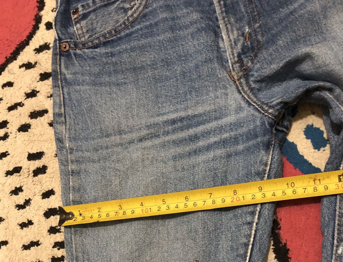 Levi's Vintage 90s Levis Distressed Ripped Zipper jeans Size US 29 - 19 Thumbnail