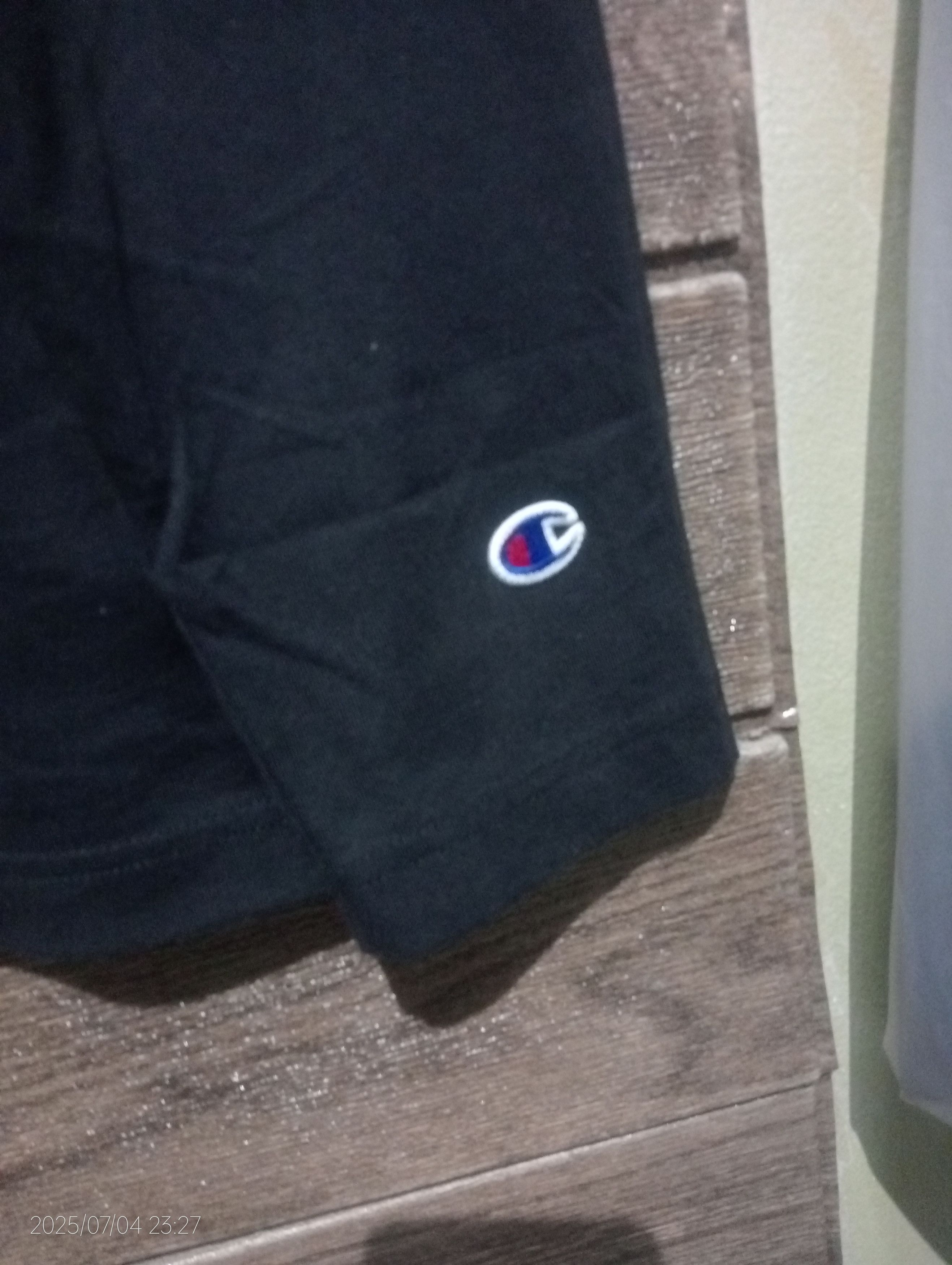 Champion Vintage Champion Plain Long Sleeve Tshirt Size US L / EU 52-54 / 3 - 8 Thumbnail