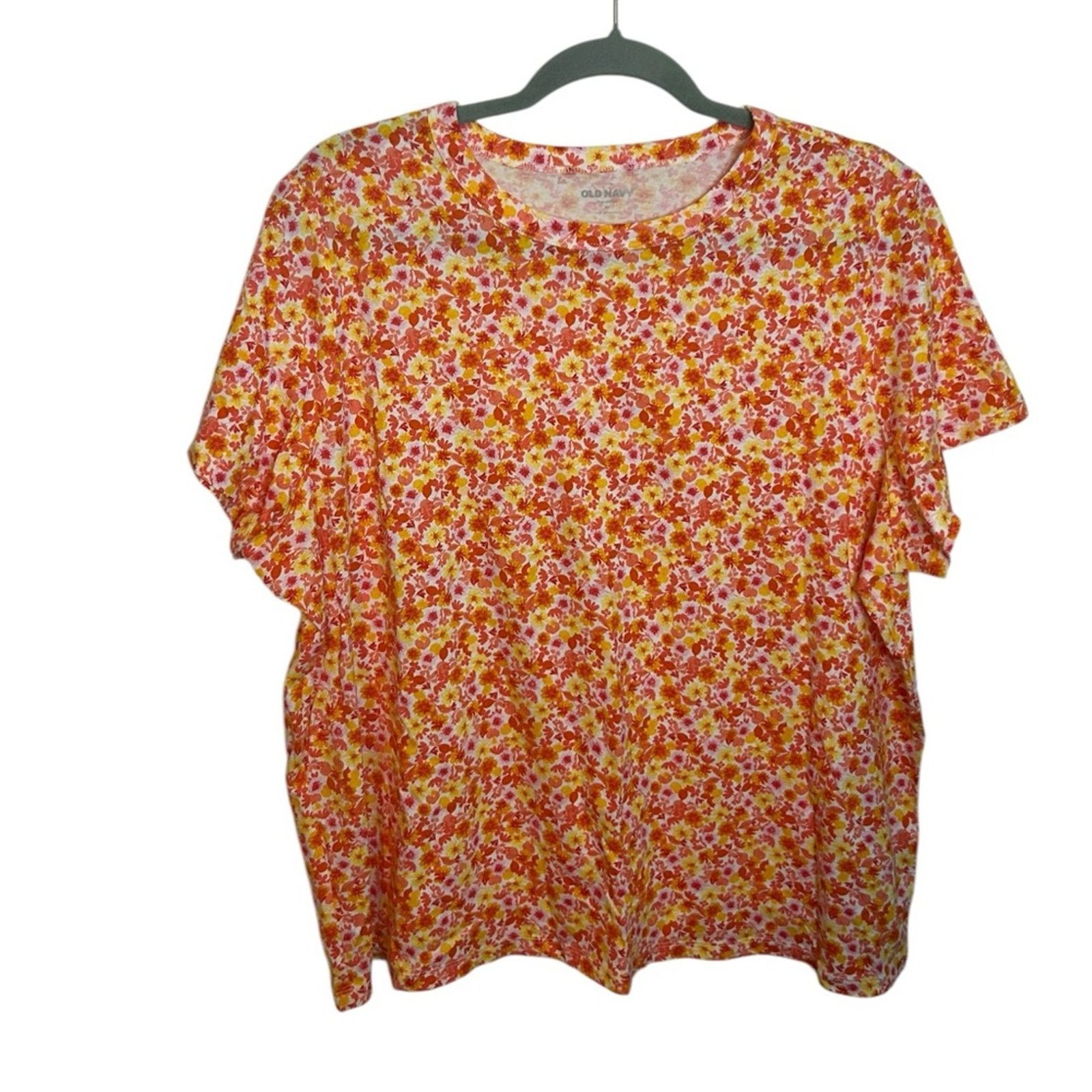 Old Navy Old Navy Everywear Multi Floral Cotton Tee Size XL / US 12-14 / IT 48-50 - 1 Thumbnail