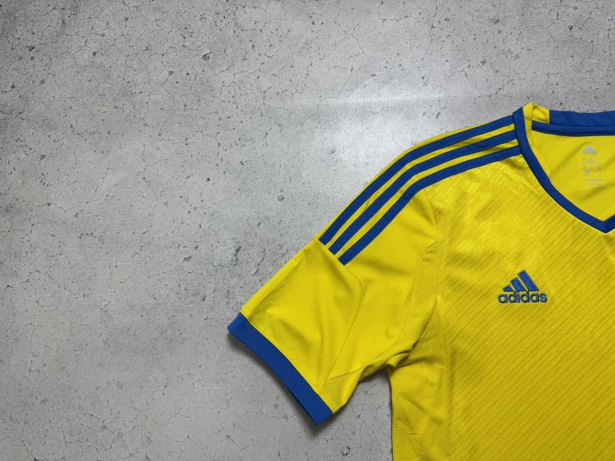 Adidas Adidas Sweden Team 2012/2013 Soccer Jersey Vintage Size US S / EU 44-46 / 1 - 3 Thumbnail