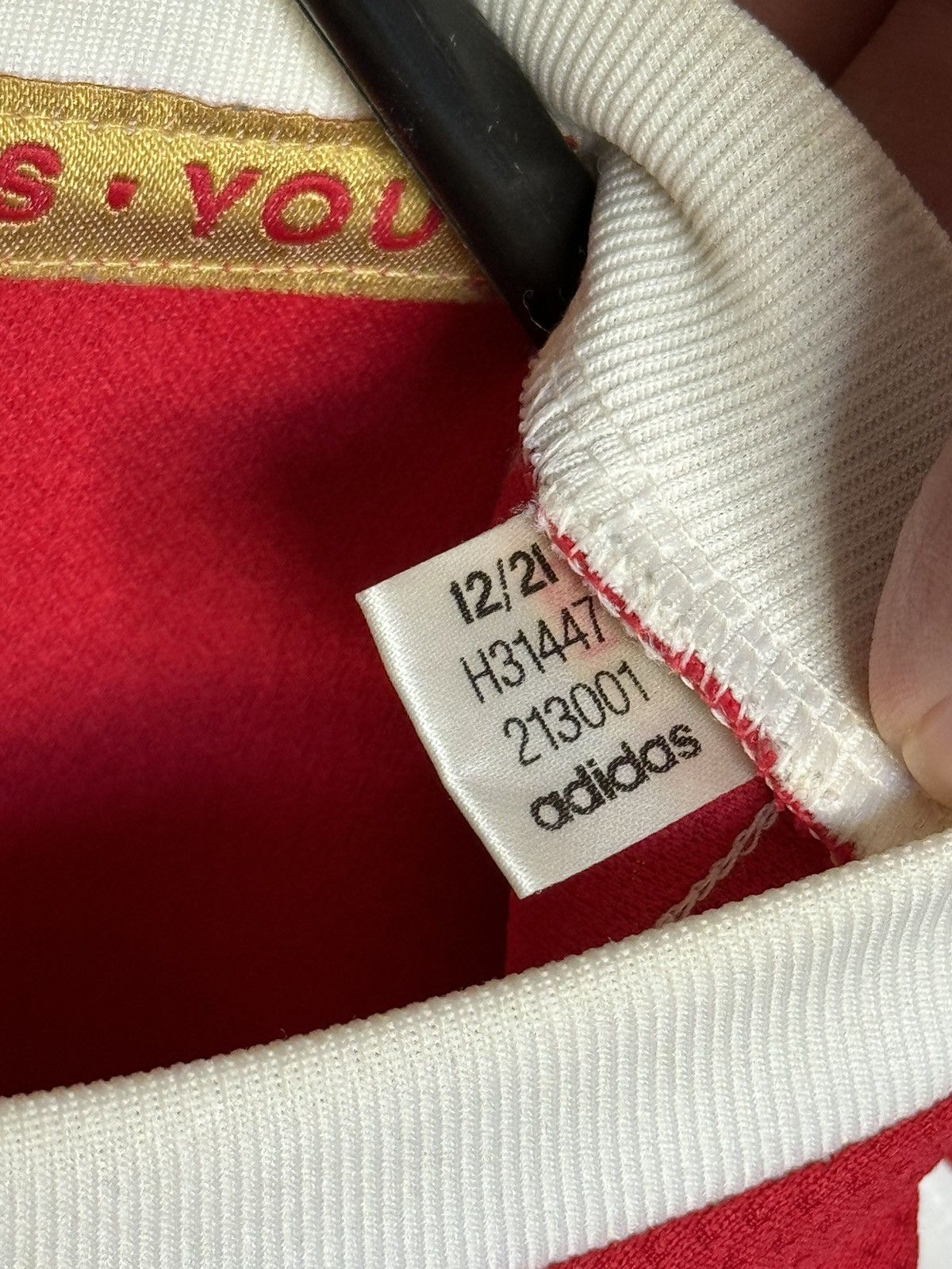 Adidas sticky prints Manchester United 21/22 Home Ronaldo Jersey Size US L / EU 52-54 / 3 - 20 Thumbnail