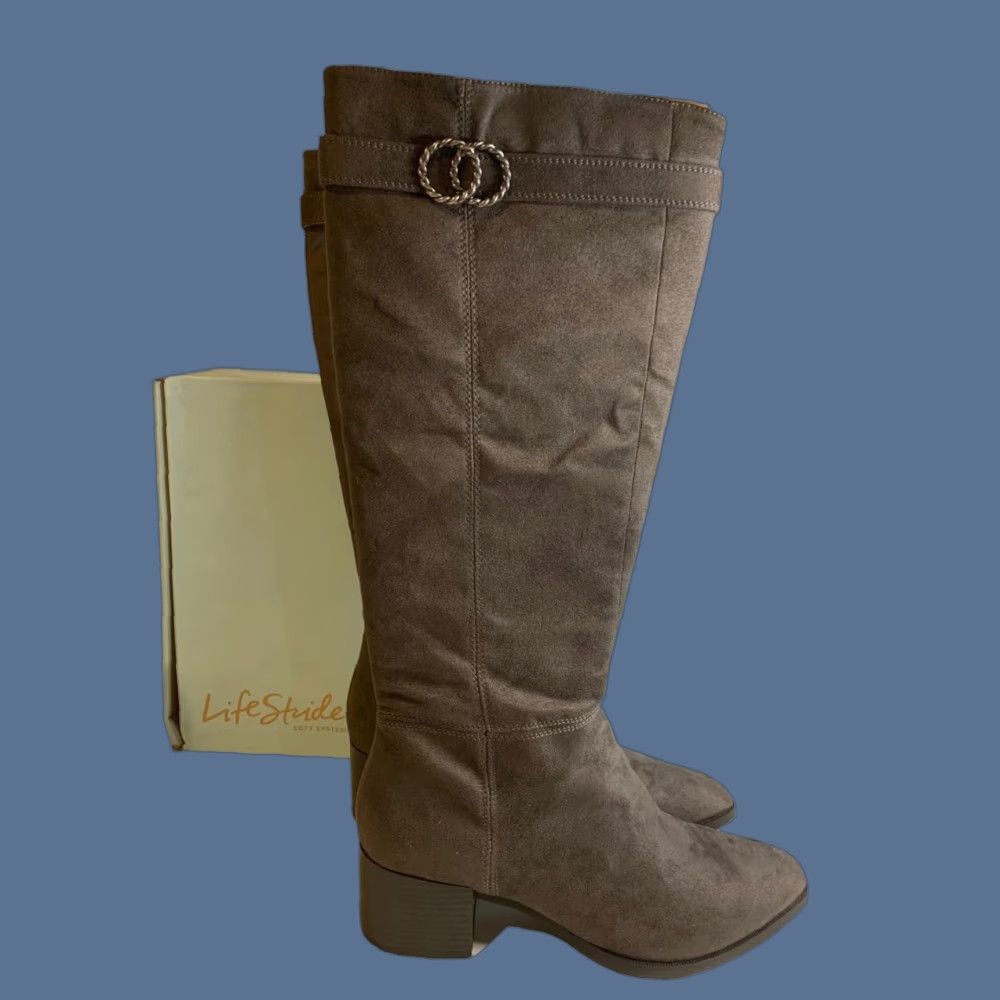 Vintage LifeStride Boots Knee High Gray Faux Suede 10M Daring Womens Soft System New Size US 10 / IT 40 - 1 Thumbnail