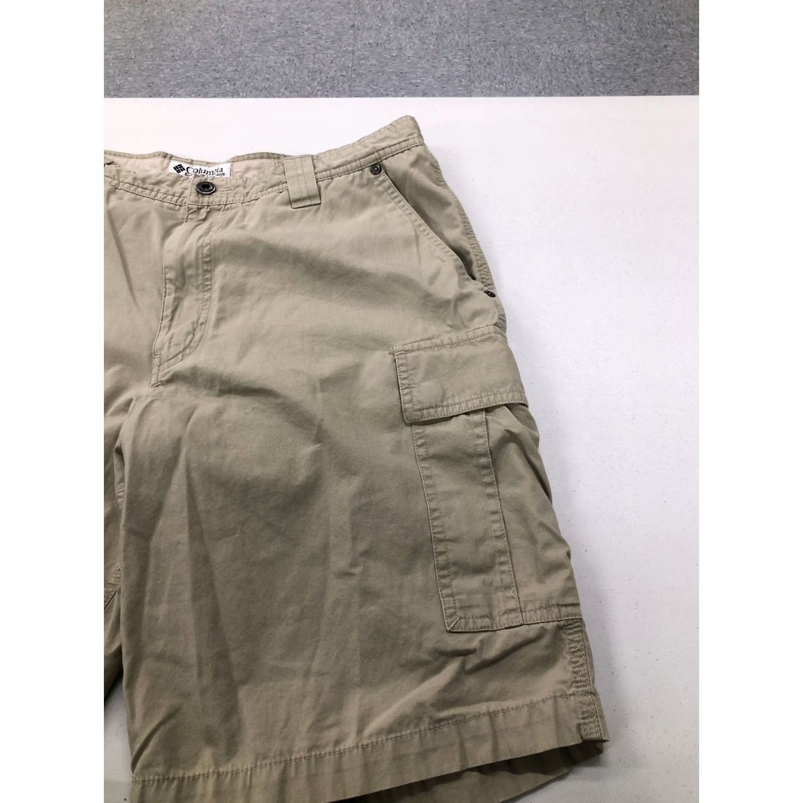 Vintage Columbia Men's Cargo Hiking Shorts Beige Size 34 Lightweight Outdoors Pockets Size US 34 / EU 50 - 4 Thumbnail