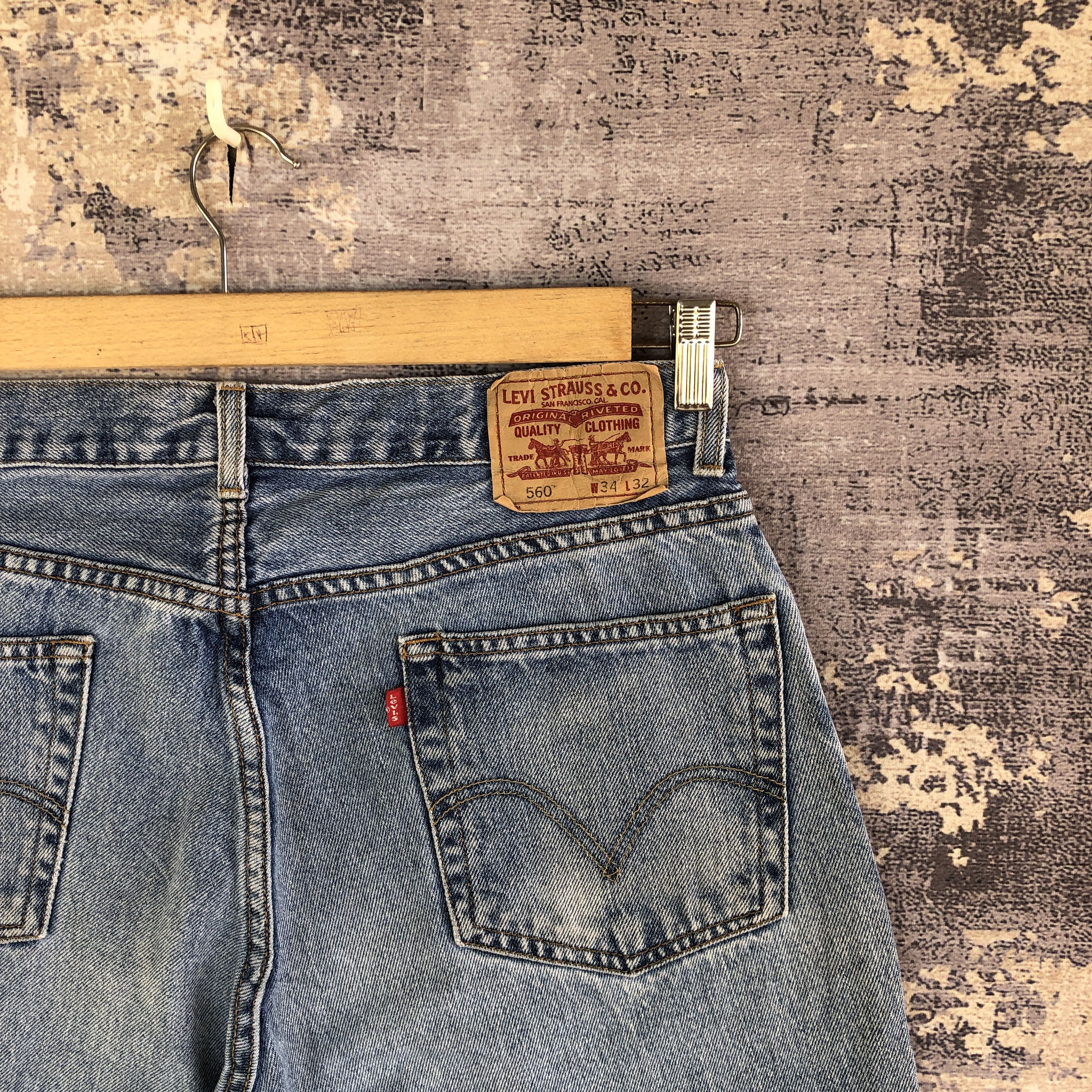 Levi's Vintage Levis 560 Baggy Jeans Levi's Faded Light Wash Denim Size US 34 / EU 50 - 5 Thumbnail