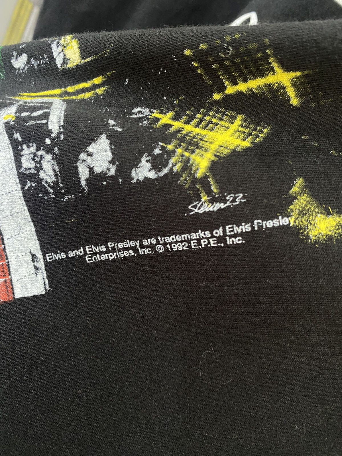 Band Tees × Vintage ✅ VTG ELVIS PRESLEY GRACELAND AMERICAN SINGER TOUR 1992 TEE Size US L / EU 52-54 / 3 - 6 Thumbnail