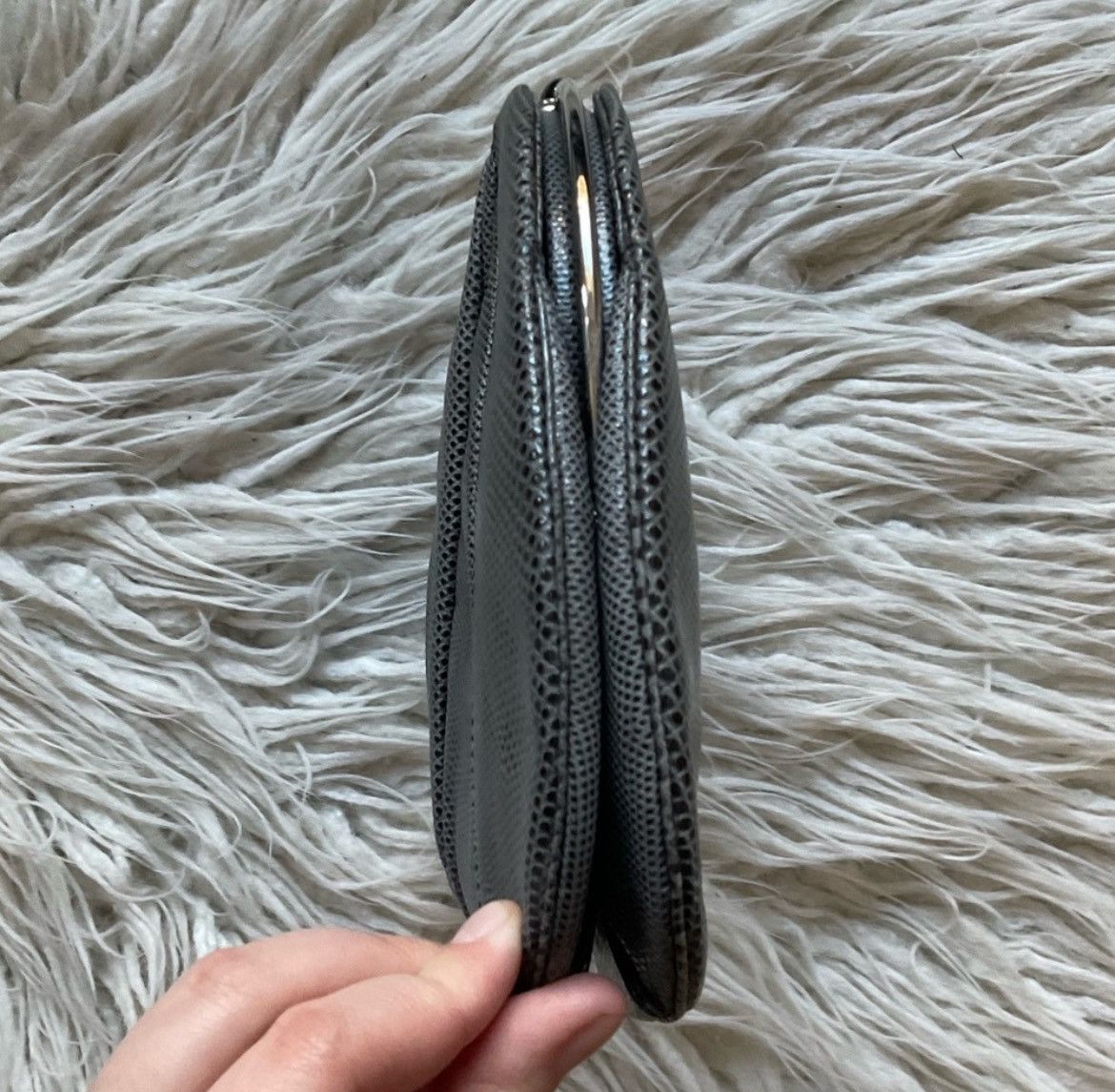 Judith Leiber Judith Leiber Snakeskin Gray Evening Convertible Clutch Size ONE SIZE - 5 Thumbnail