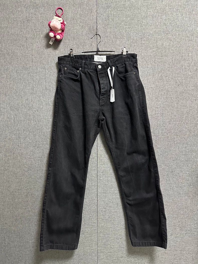 Givenchy Givenchy Black Denim Pants Size 30 Size US 30 / EU 46 - 1 Thumbnail