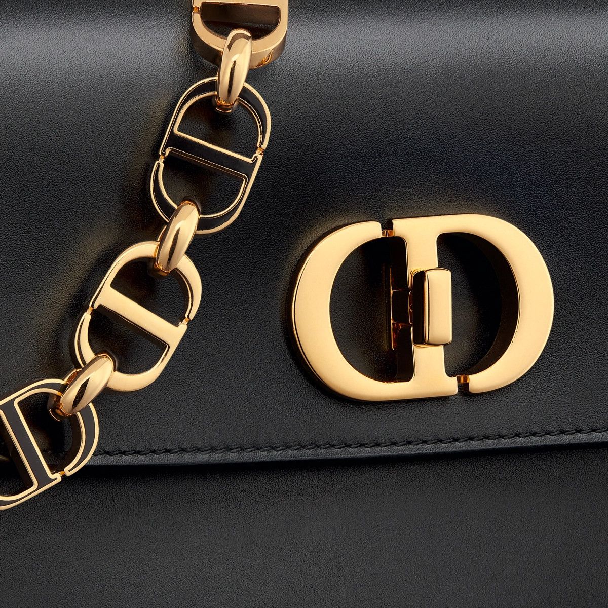 Dior o1bcso1str0226 Size:OS/30 Montaigne Avenue Bag in Black Size ONE SIZE - 6 Thumbnail