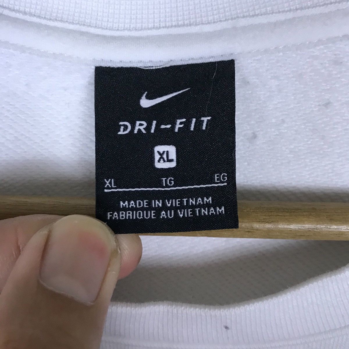 Nike Nike Big Logo Crop Top Pullover Jumper Sweatshirt Size XL / US 12-14 / IT 48-50 - 6 Thumbnail