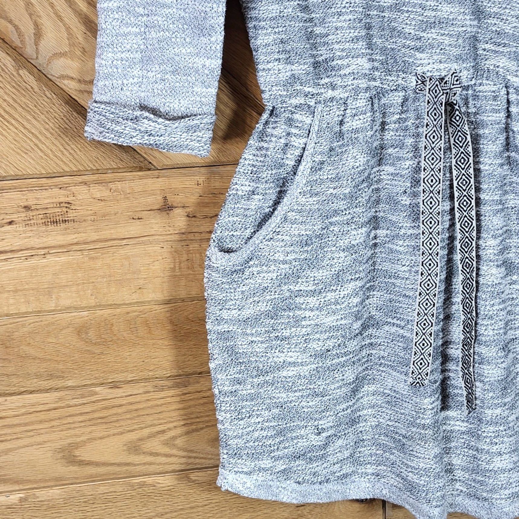 Vintage Maurices Knit Dress Womens Size S Raglan Sleeve Drawstring Pockets Grey Knit Dress Casual Womens S Grey 34" length Pockets Raglan Dress Maurices Size S / US 4 / IT 40 - 7 Thumbnail
