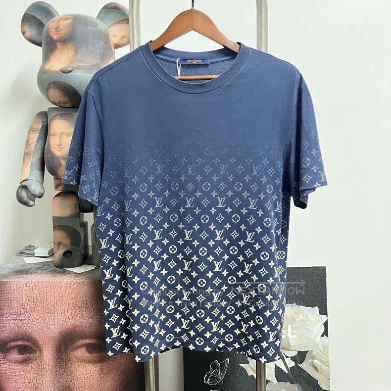 Louis Vuitton Louis Vuitton Gradient presbyopic short sleeve Size US L / EU 52-54 / 3 - 1 Thumbnail