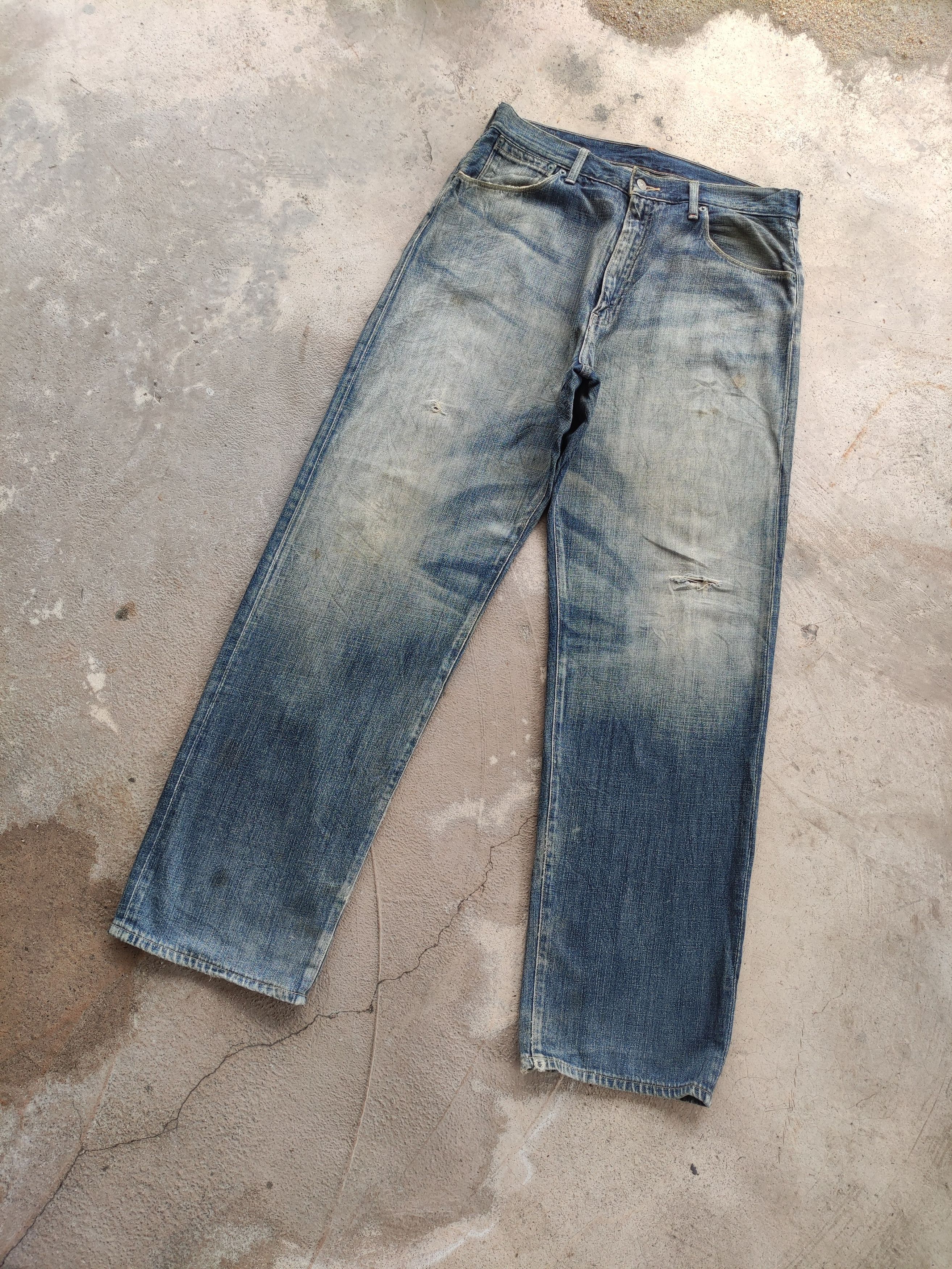 Levi's Vintage Levis 554 Baggy Denim Distressed Faded Jean Size US 36 / EU 52 - 2 Thumbnail