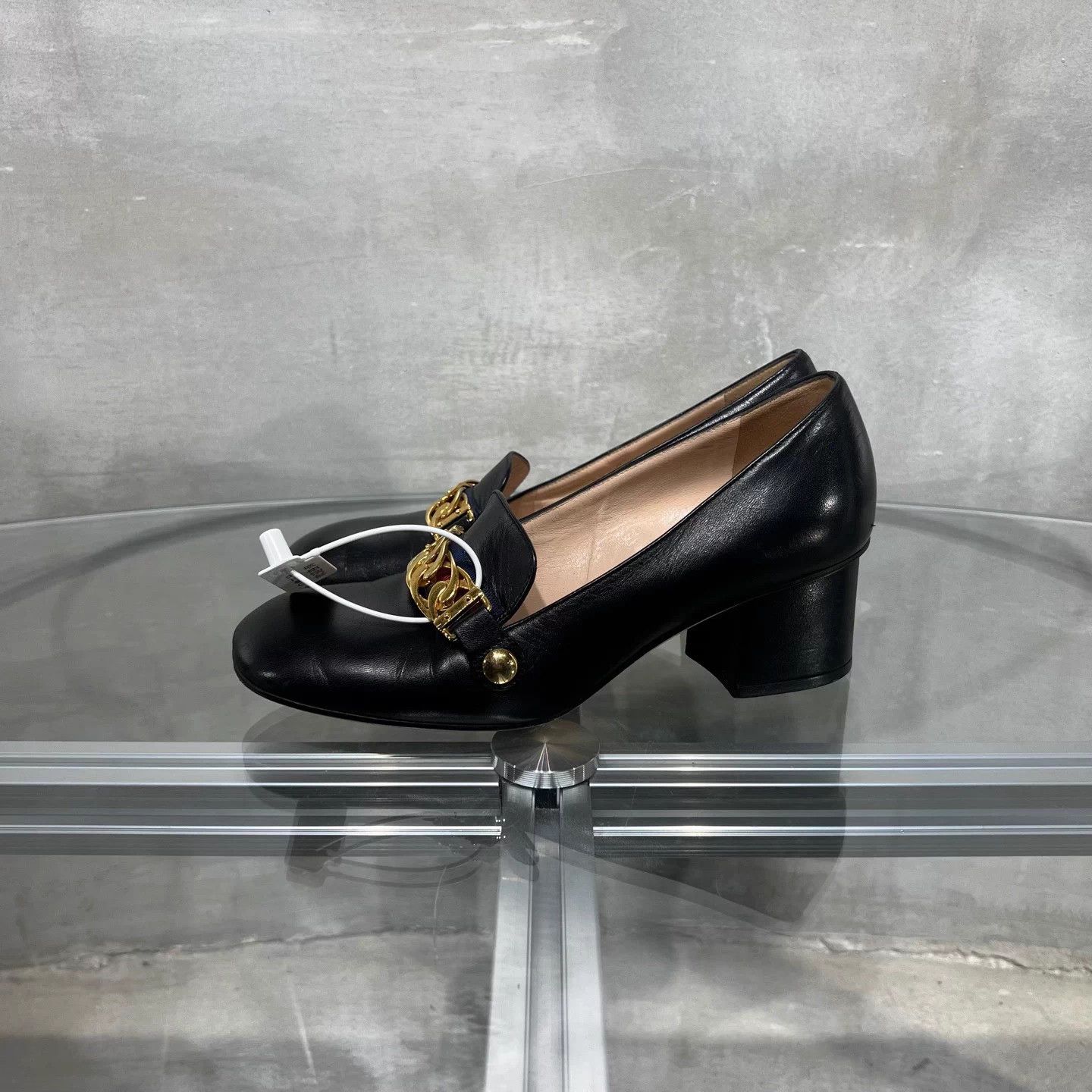 Gucci GUCCI black chain heeled shoes size 37 Size US 6 / IT 36 - 3 Thumbnail