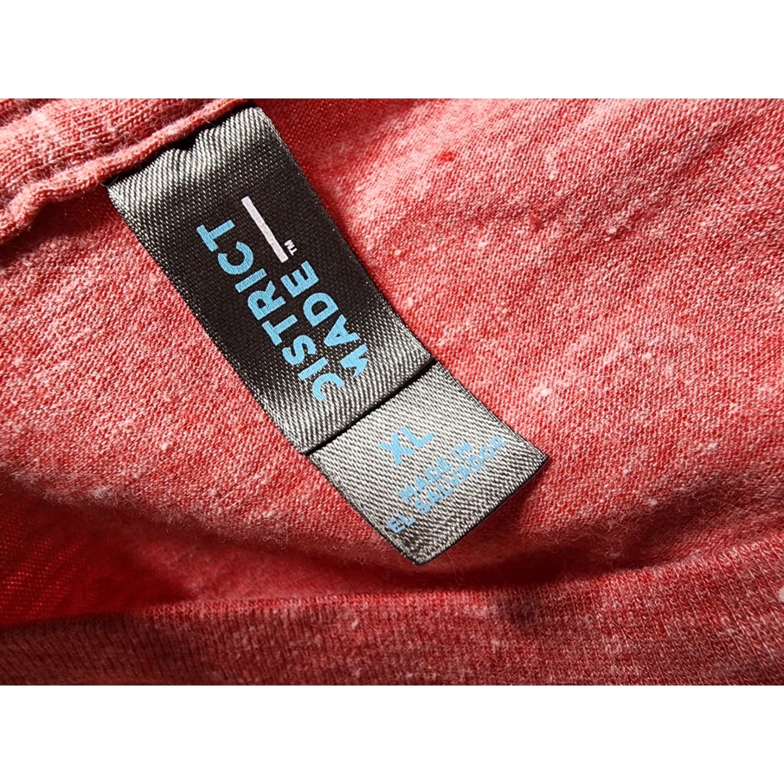 Vintage VINTAGE District Made Guardians of the Galaxy Vol. 2 Promo Pocket T Shirt XL Red Unisex Adults Short Sleeve Crew Neck Men Women Size XL / US 12-14 / IT 48-50 - 5 Thumbnail