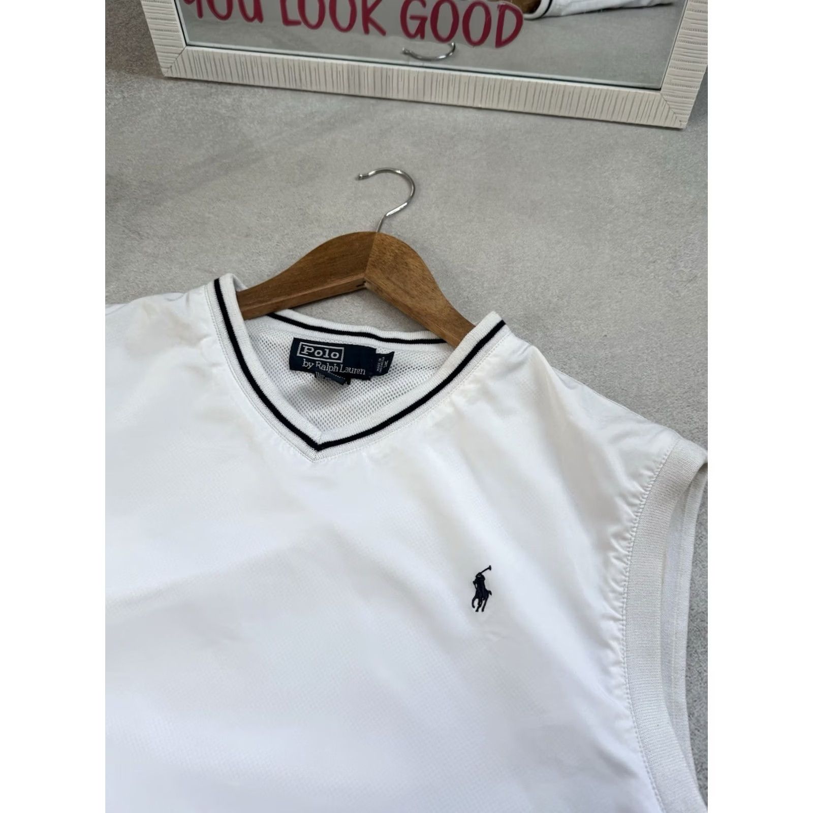 Polo Ralph Lauren VINTAGE Polo Ralph Lauren Vest White Gilets Men’s Tennis Style Sleeveless Size M Polo Ralph Lauren Vest White Men's Tennis Style Sleeveless M Size US M / EU 48-50 / 2 - 4 Thumbnail